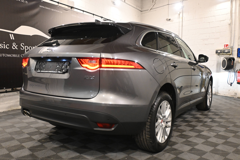 Jaguar F-Pace 2.0 D AWD SPORT / CAMERA / XENON / CARPLAY / PDC !! — photo 6