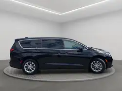 Chrysler Pacifica 2026