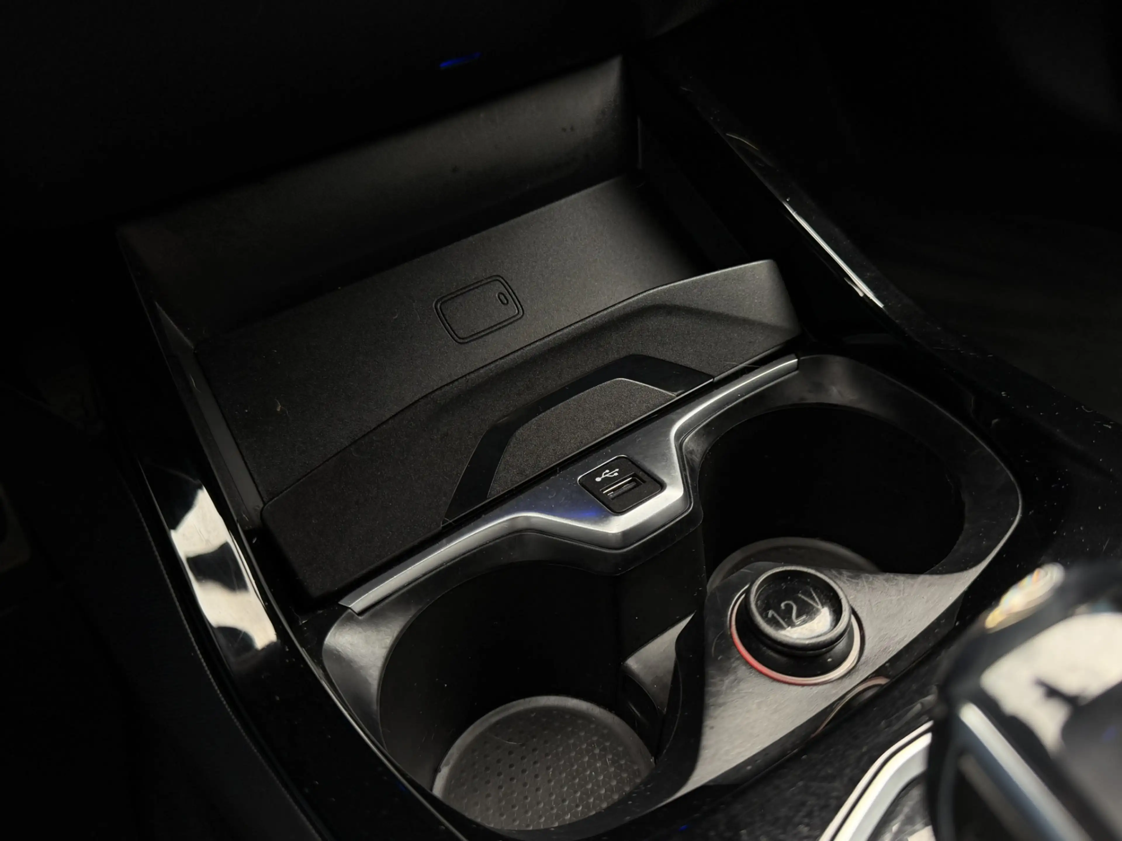 BMW 118 1-serie 118i High Executive M-Sport Maxton ACC HUD — photo 15