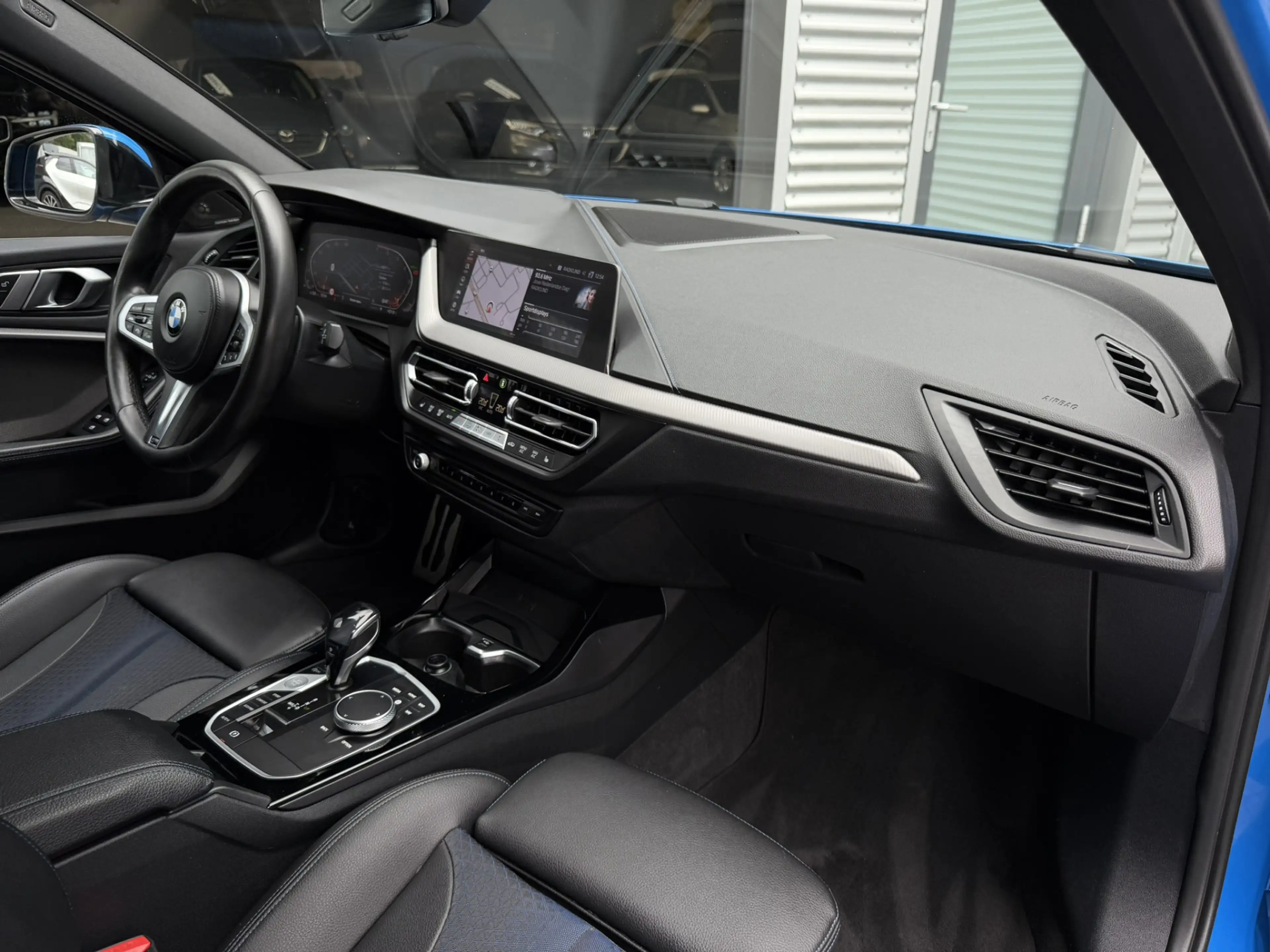 BMW 118 1-serie 118i High Executive M-Sport Maxton ACC HUD — photo 21