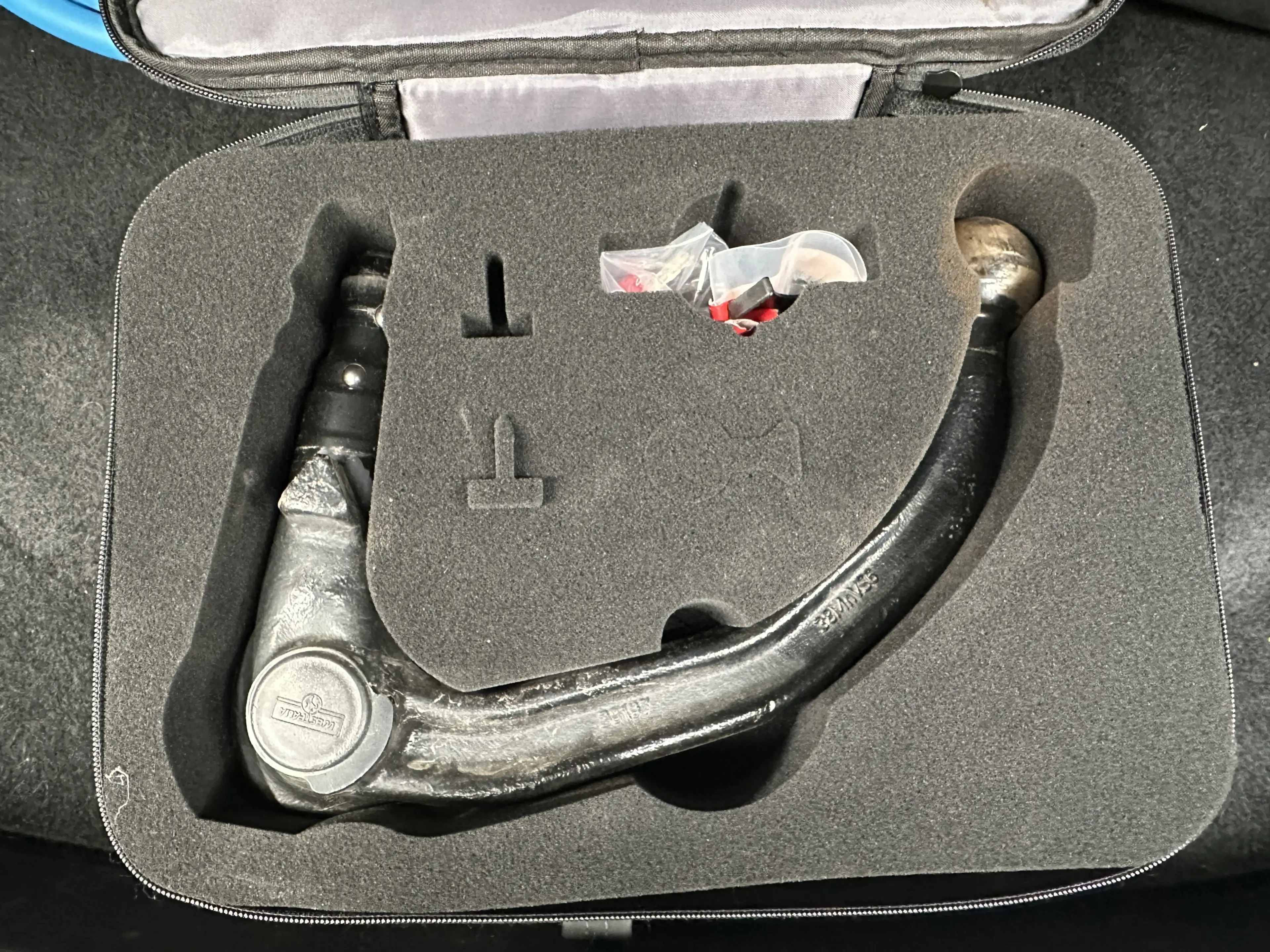 Tesla Model 3 LR Dual AWD AHK Pano Ryzen Wärmepumpe — photo 9