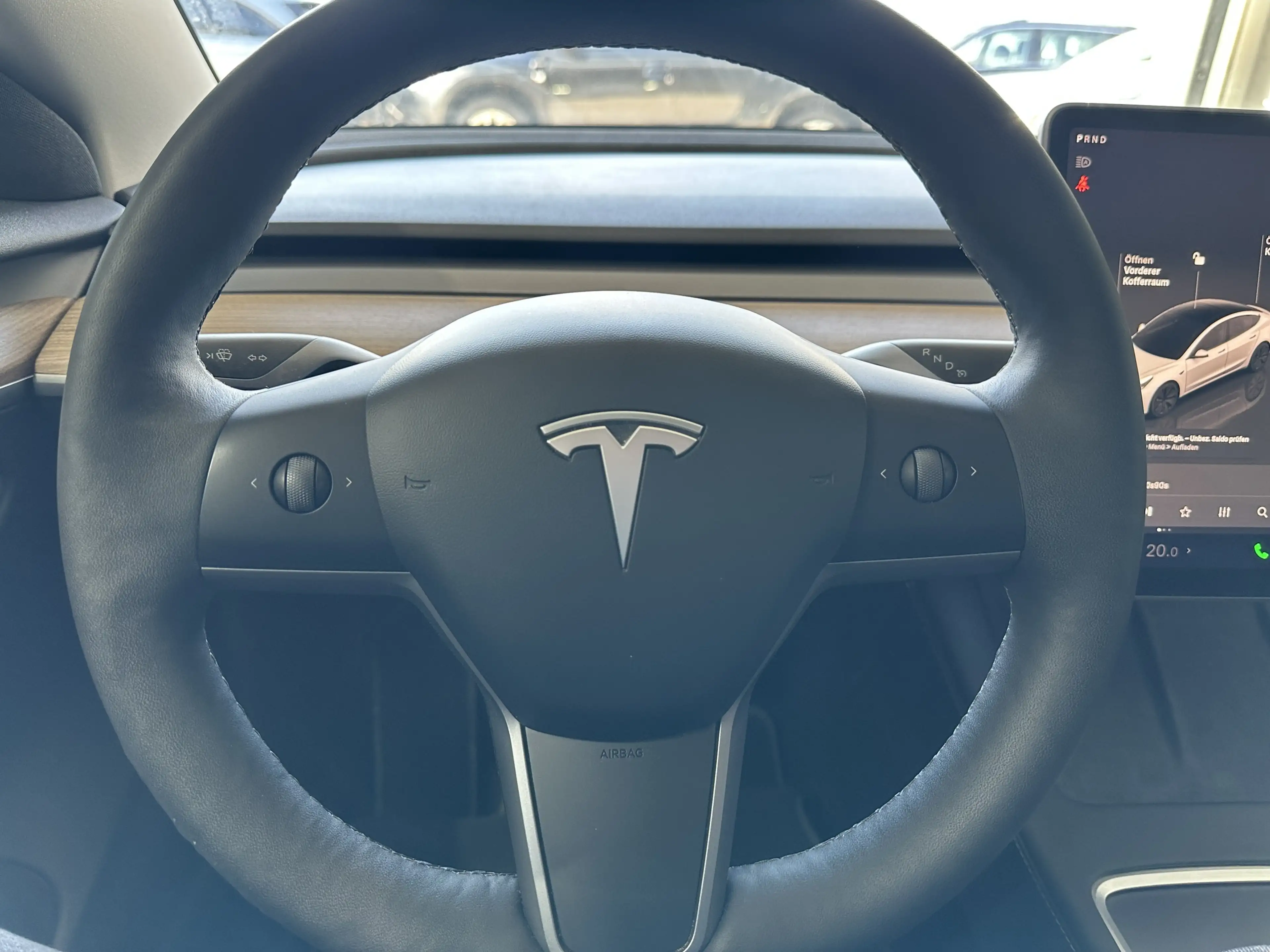Tesla Model 3 LR Dual AWD AHK Pano Ryzen Wärmepumpe — photo 10