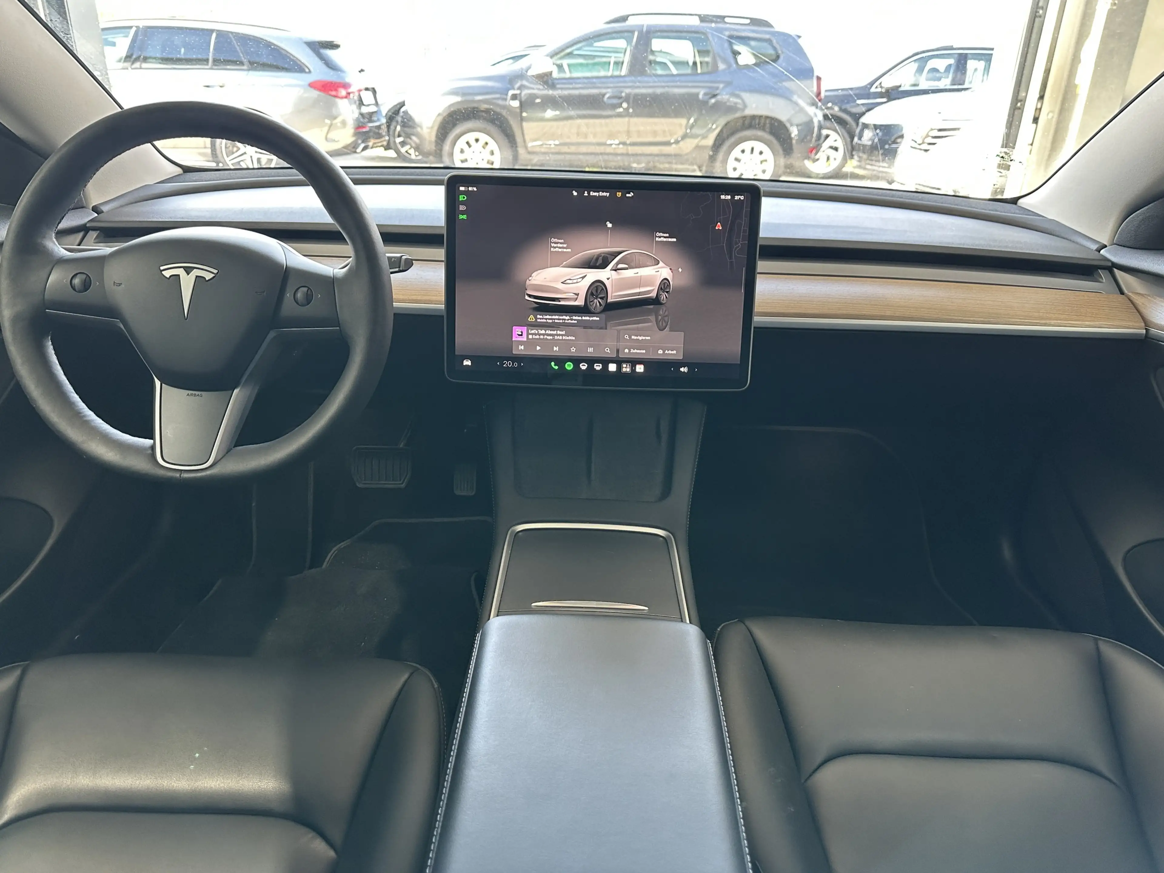 Tesla Model 3 LR Dual AWD AHK Pano Ryzen Wärmepumpe — photo 15