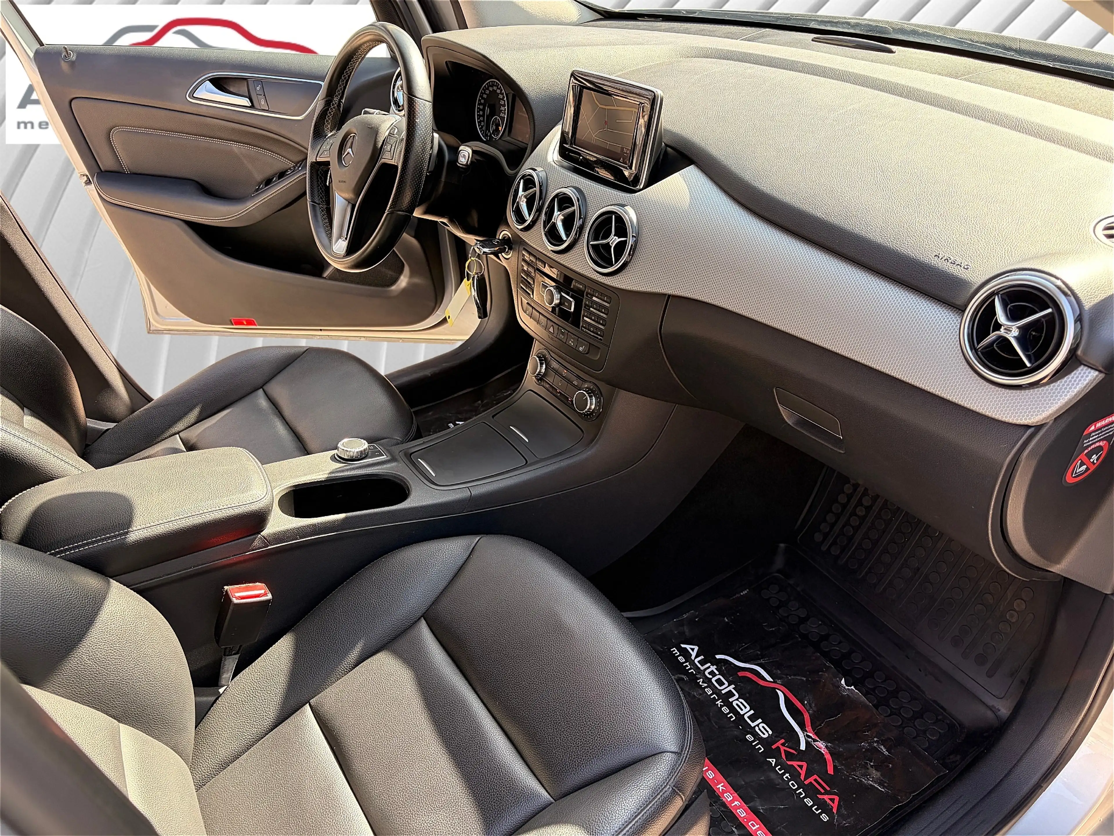 Mercedes-Benz B 220 B 220 CDI Sports Tourer ** LEDER/NAVI/SHZ/PDC** — photo 9