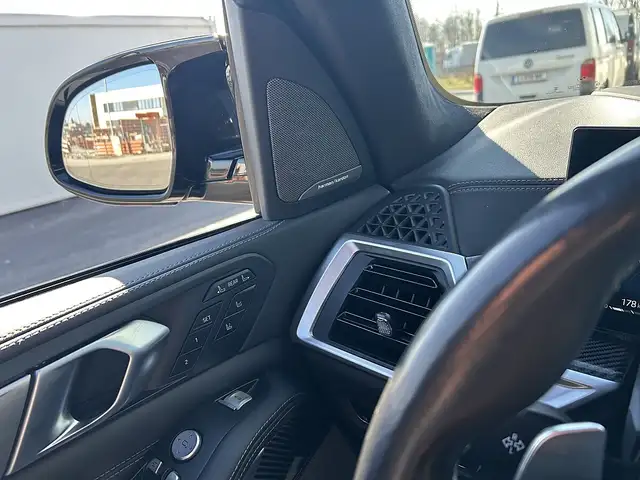 BMW X7 M 60i xDrive 48V Aut. / AHK / Sky Lounge / Standh... Ansicht 21