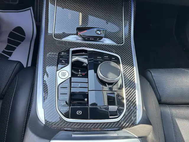 BMW X7 M 60i xDrive 48V Aut. / AHK / Sky Lounge / Standh... Ansicht 24