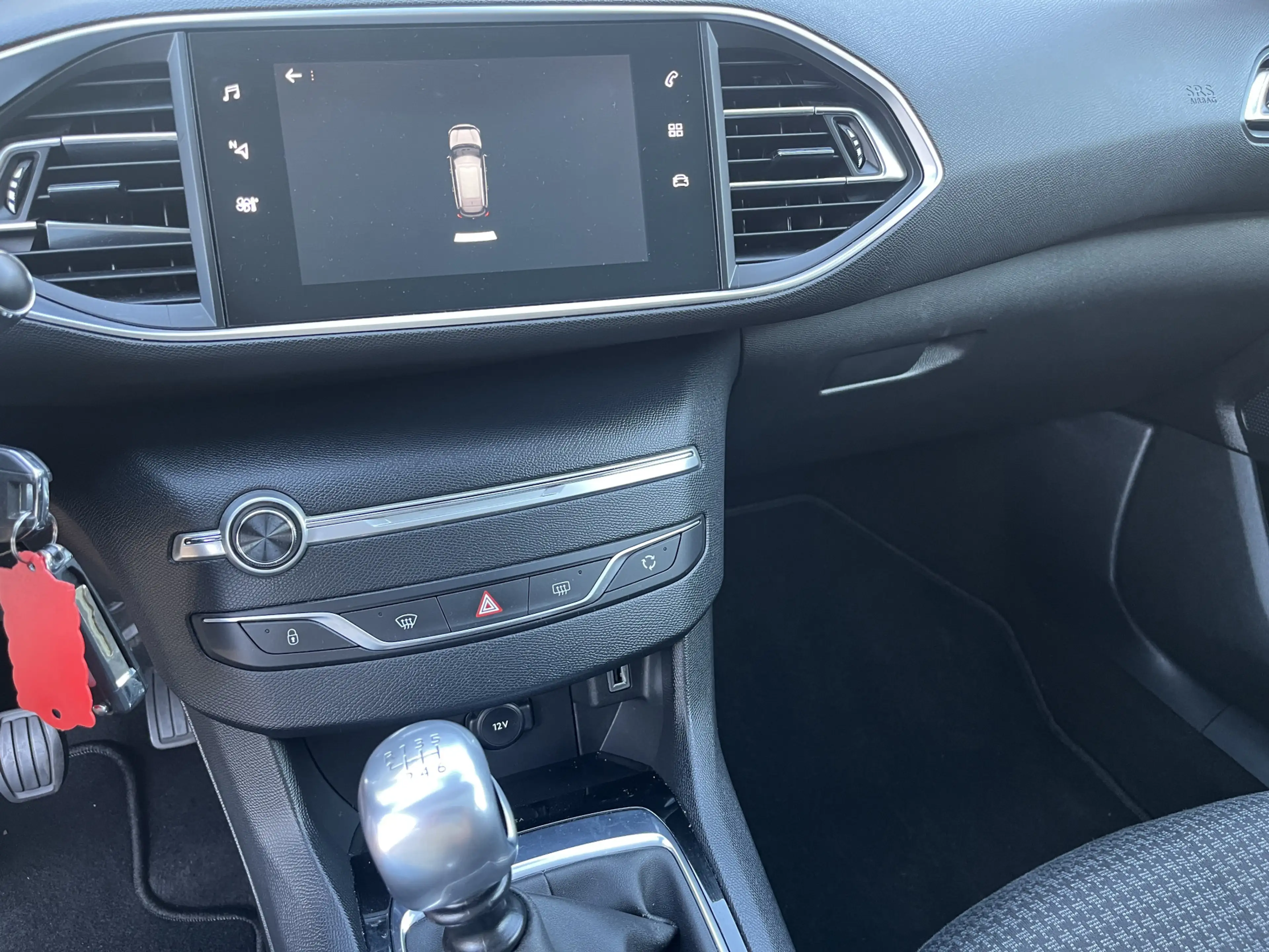 Peugeot 308 SW 1.2 PureTech Blue Lease Executive DAB+ — photo 17