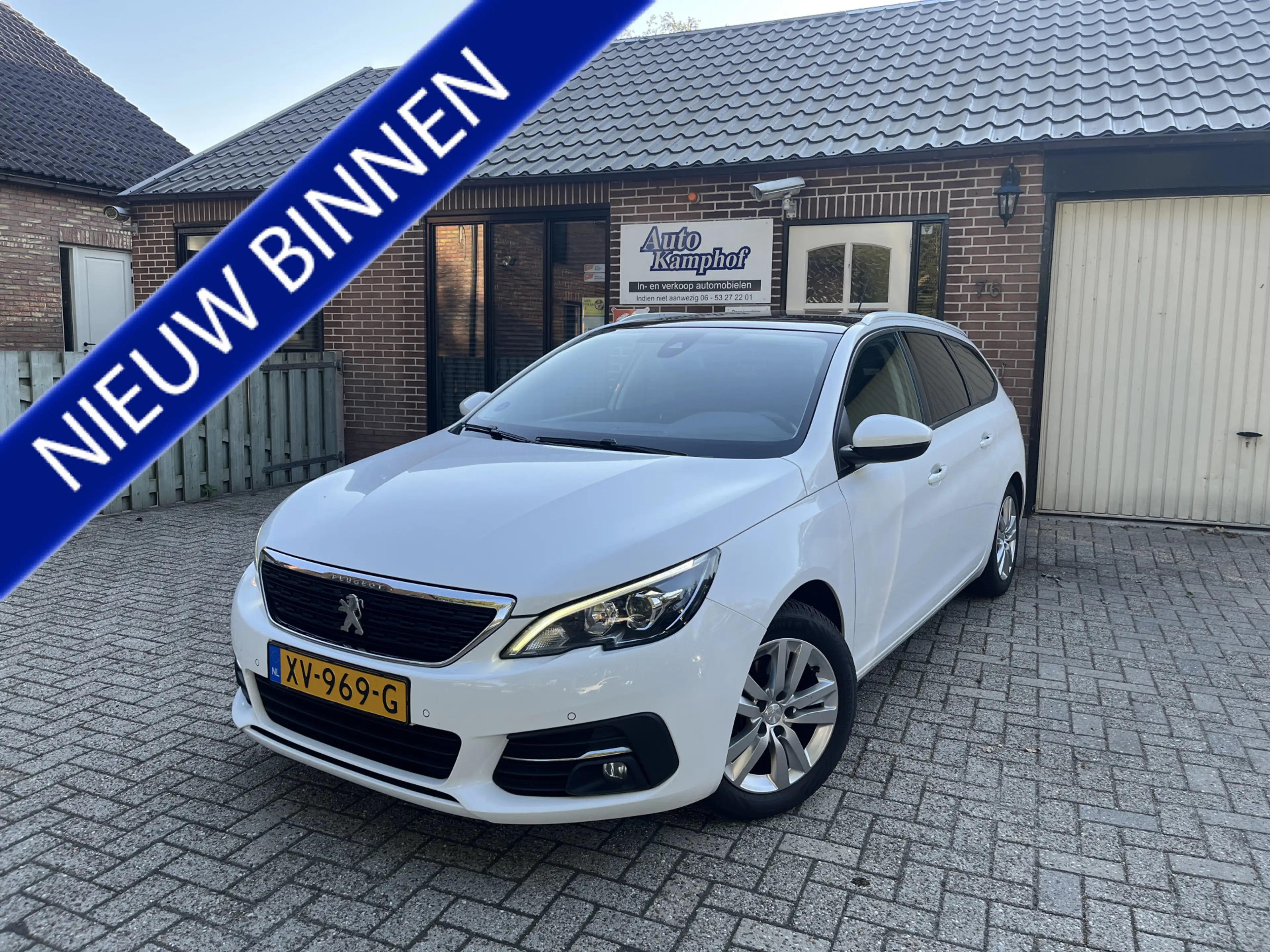 Peugeot 308 SW 1.2 PureTech Blue Lease Executive DAB+