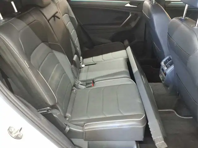 Volkswagen Tiguan Allspace view 14