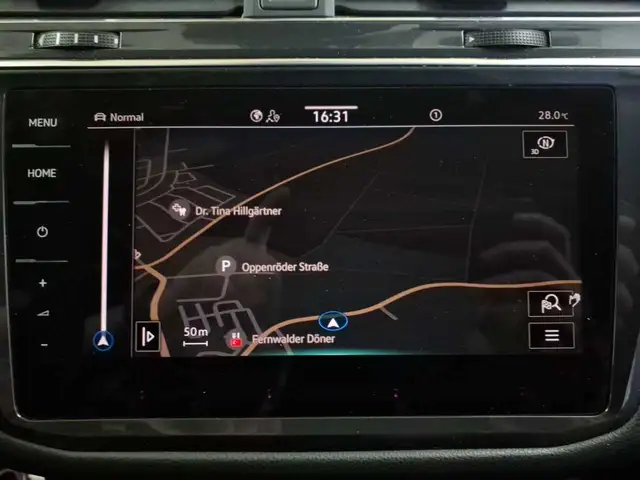 Volkswagen Tiguan Allspace view 12