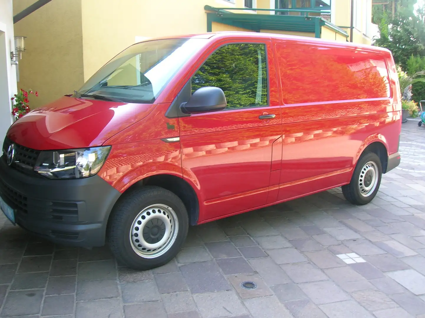 Volkswagen T6 Transporter Kasten Sitzheizung Klima  Armlehnen  Parksensoren - 2