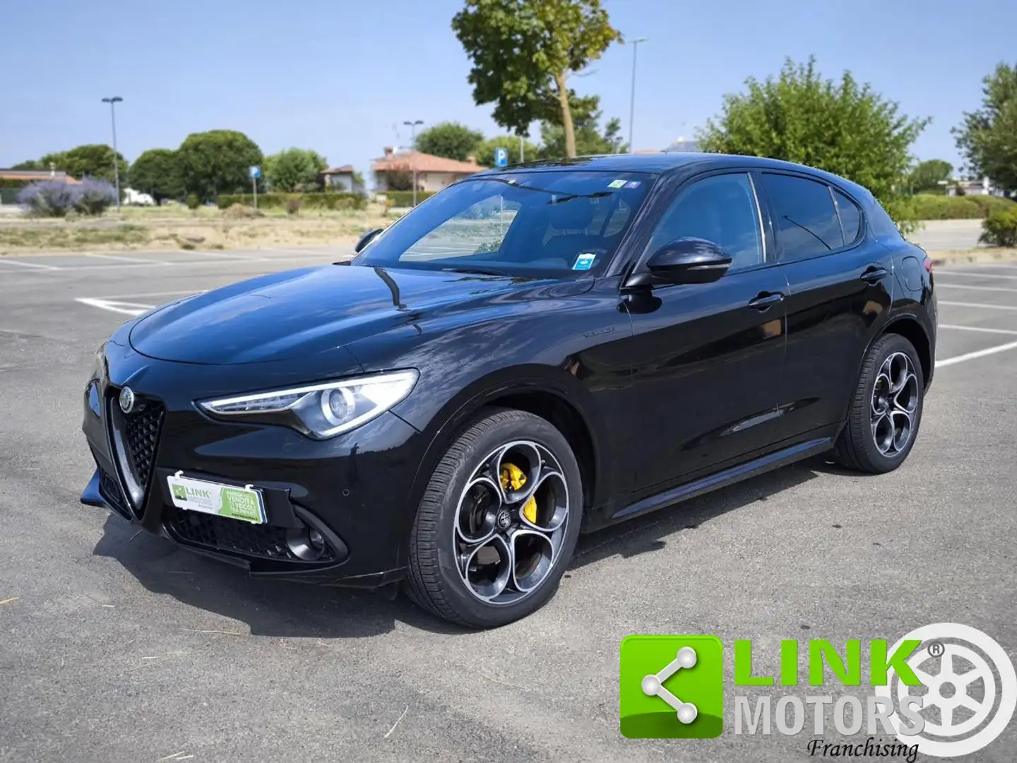 Alfa Romeo Stelvio 2.2 Turbodiesel 210 CV AT8 Q4 Veloce Fatturabile Nero - 1