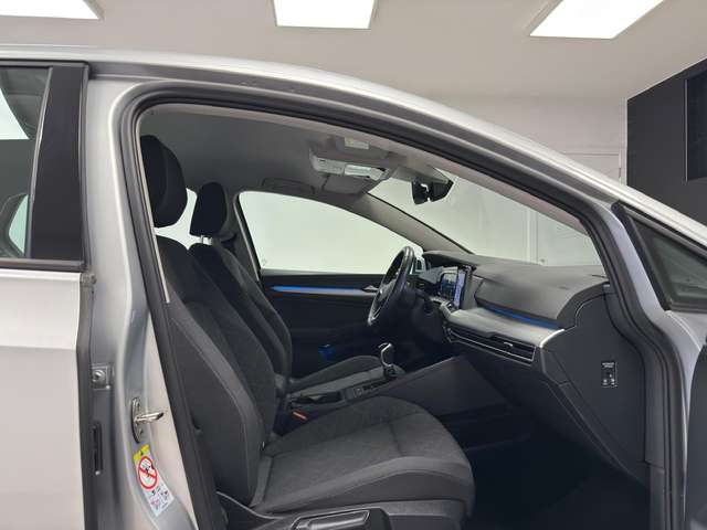 Volkswagen Golf — photo 12