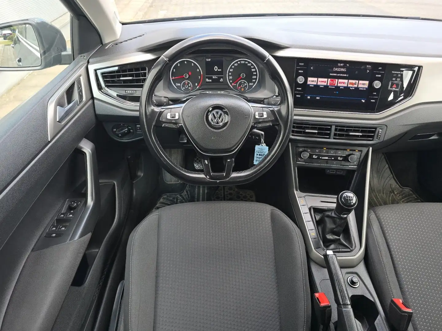 Volkswagen Polo Grau - 2