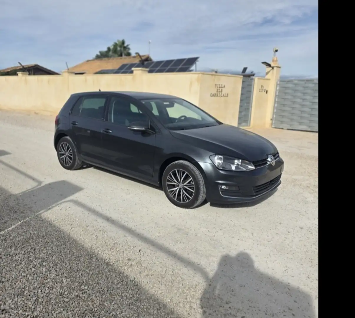 Volkswagen Golf Sportsvan 1.6TDI Business and Navi Ed. 85kW Gris - 1