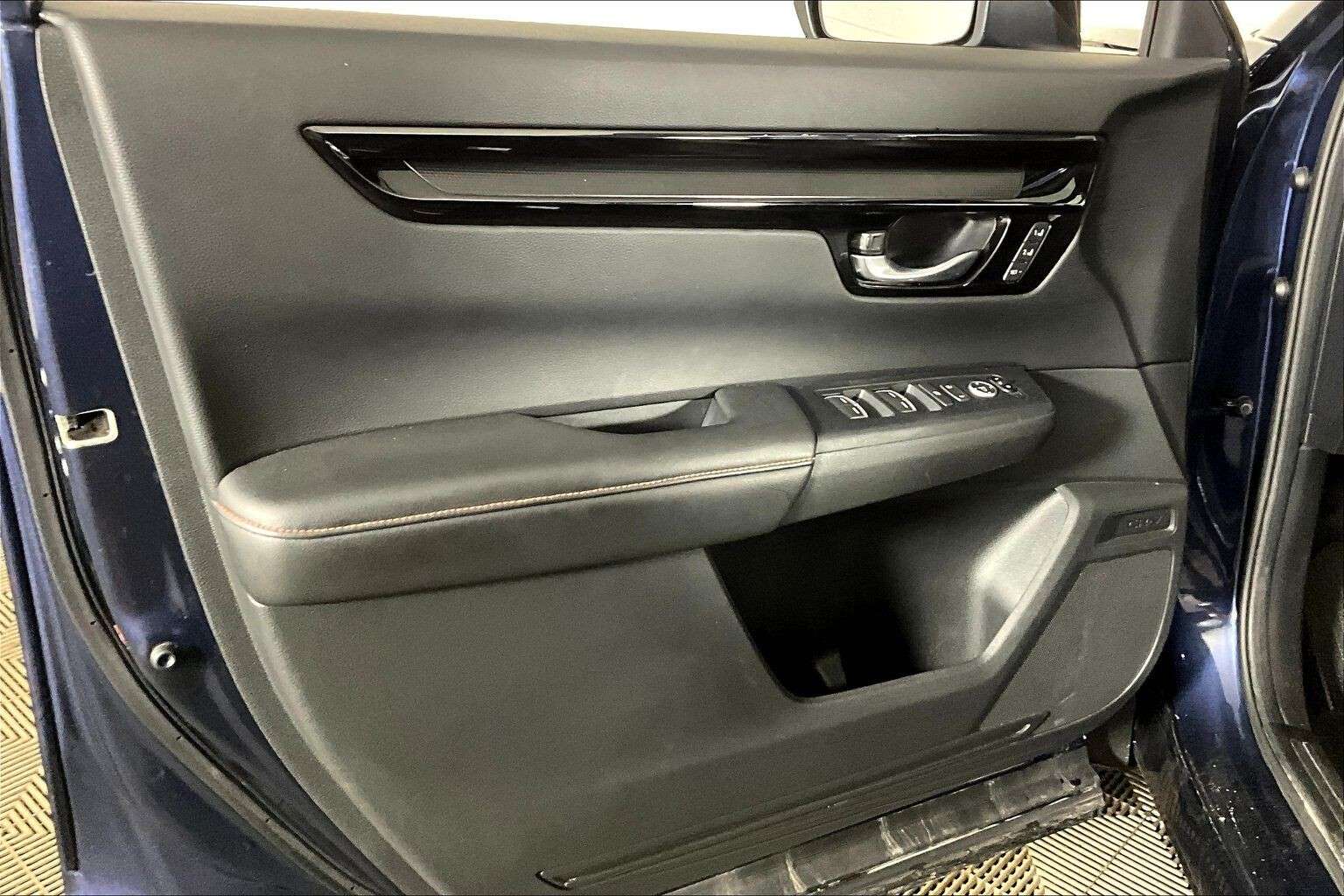 used 2024 Honda CR-V car, priced at $35,498