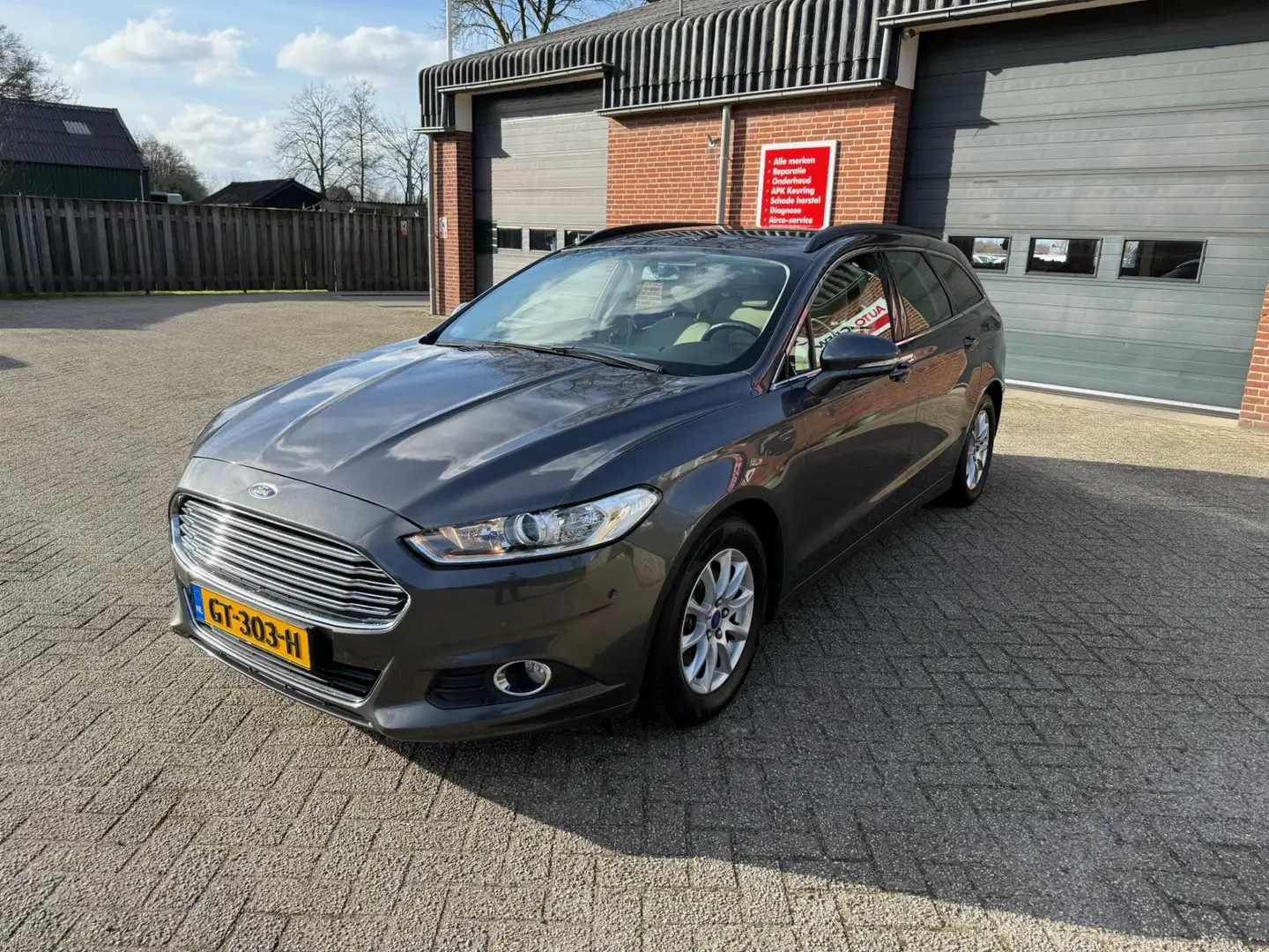 Ford Mondeo Wagon 1.5 Trend Gris - 1