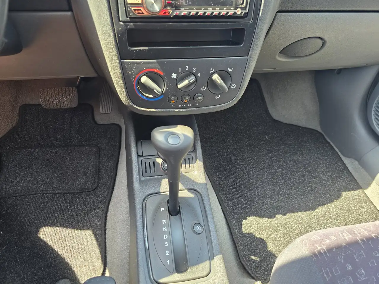 Opel Corsa 1.4-16V Elegance AUTOMAAT | Airco | Nieuwe APK | N, foto 2