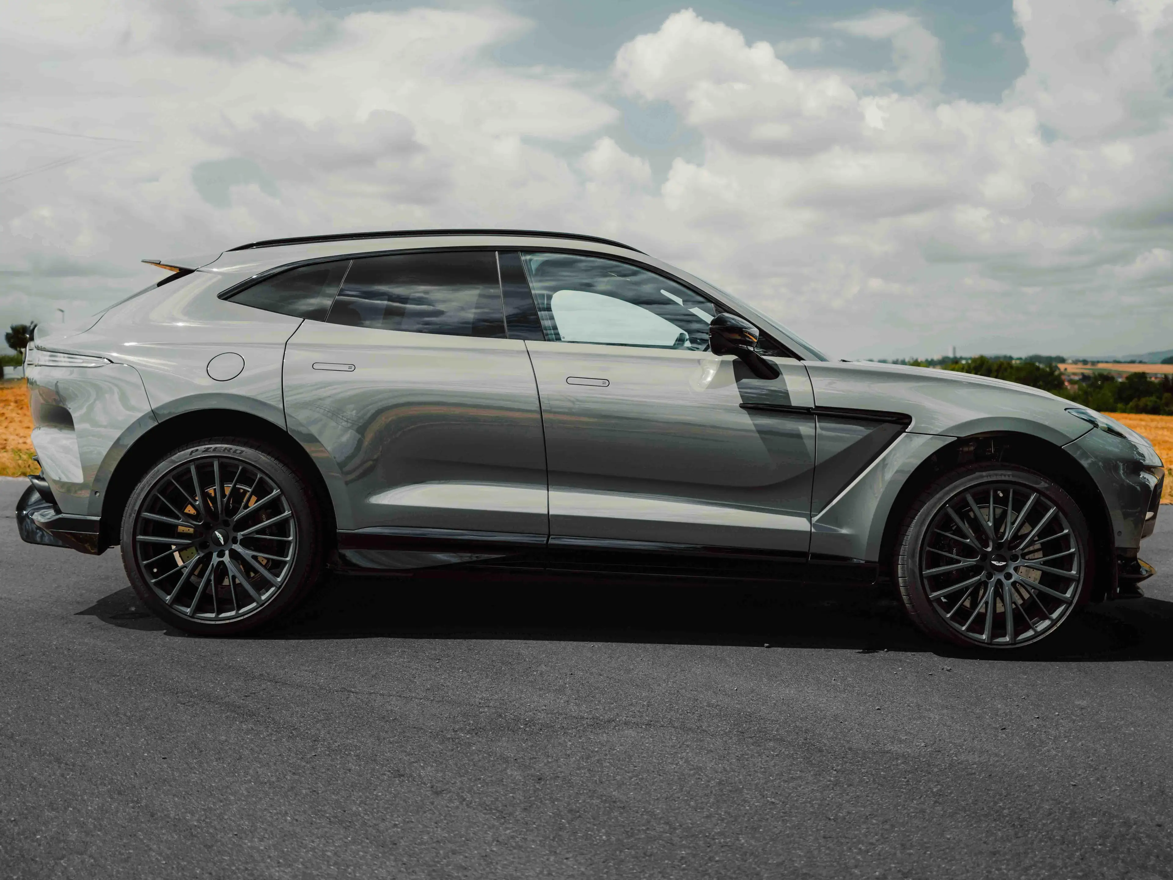 Aston Martin DBX DBX 707 — photo 4
