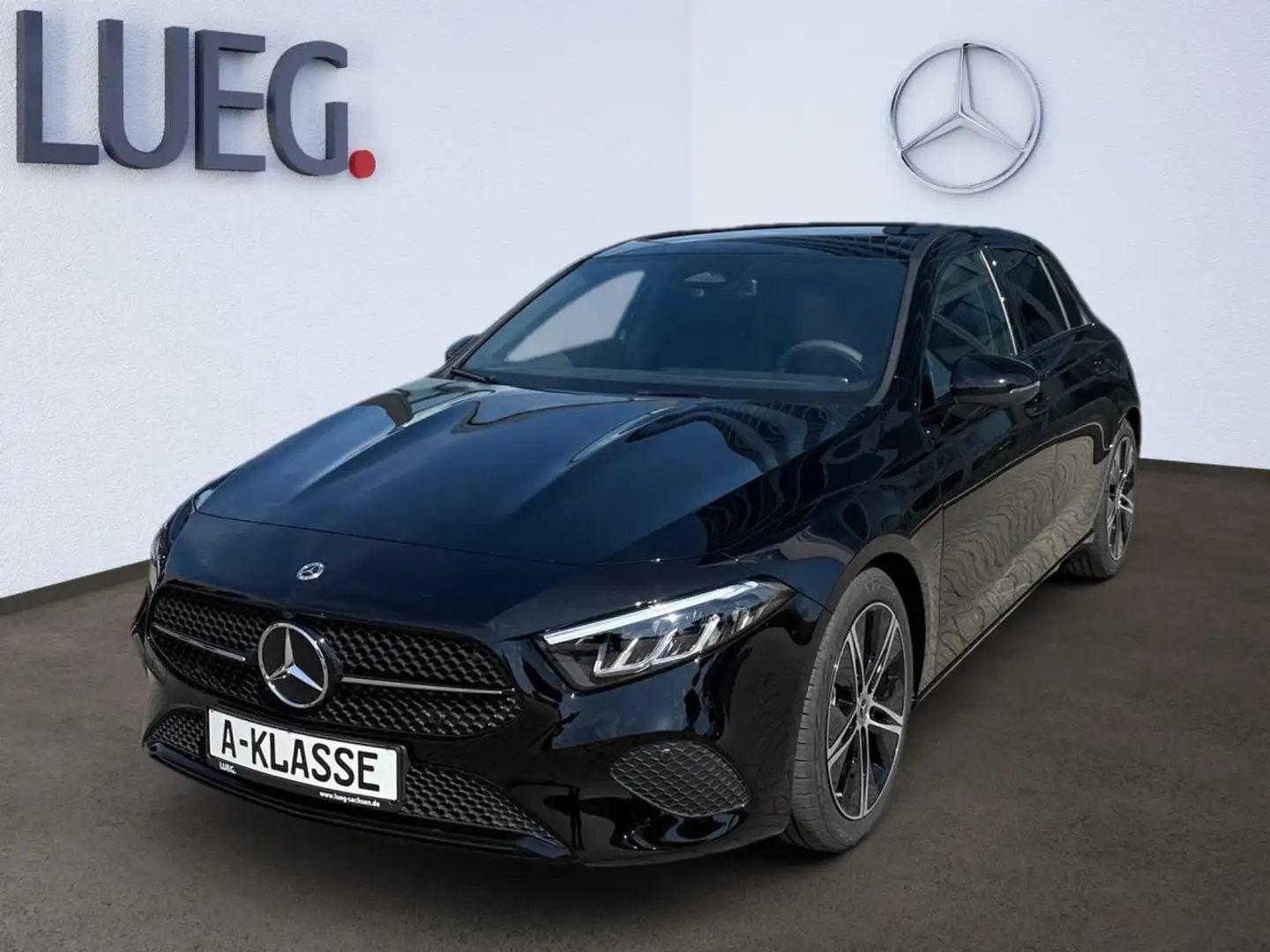 Mercedes-Benz A 200 PROGRESSIVE-ADVANCED+NIGHT+DISTRONIC+AHK Fekete - 1