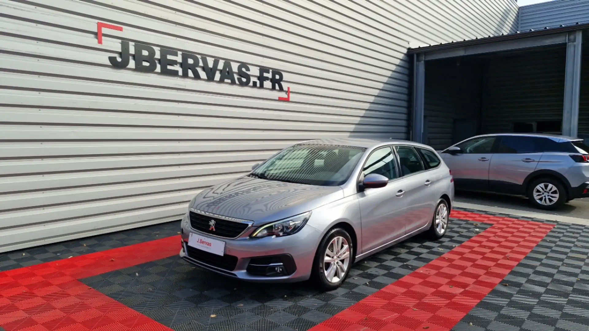 Peugeot BlueHDi 130 EAT8 S&amp;S ACTIVE BUSINESS - 1