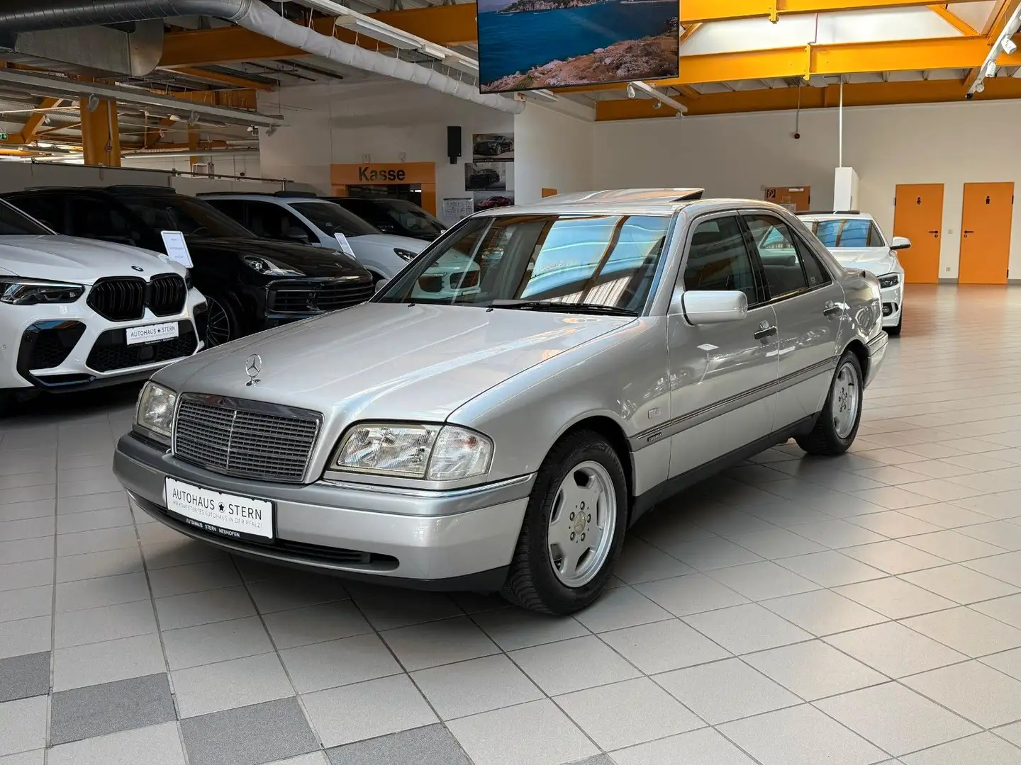 Mercedes-Benz C 180 |Automatik|Schiebedach|Tempomat|Klima|SHZ Beige - 2