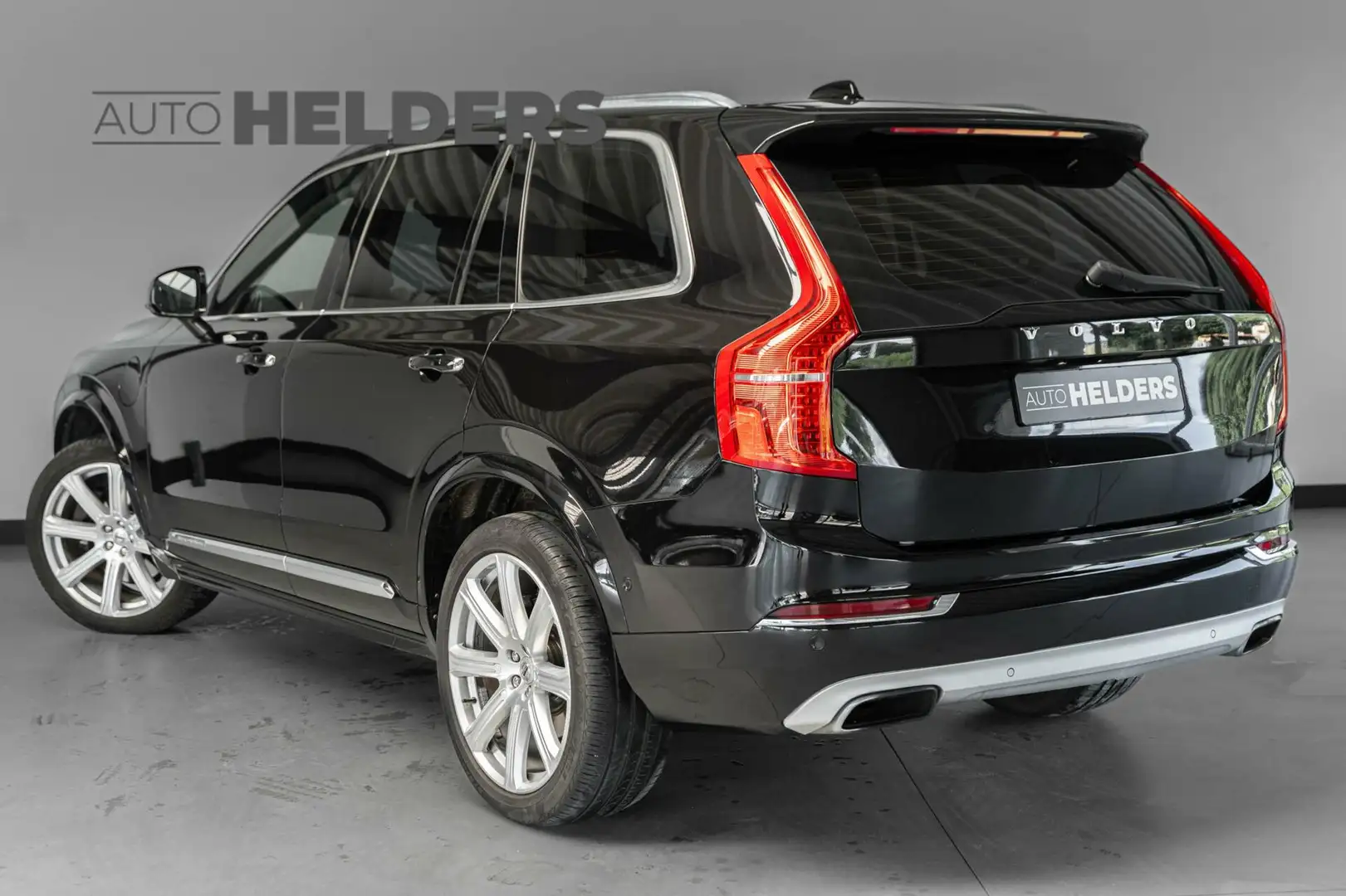 Volvo XC90 2.0 T8 Twin Engine Inscription Pano B&W Stoelverk Noir - 2