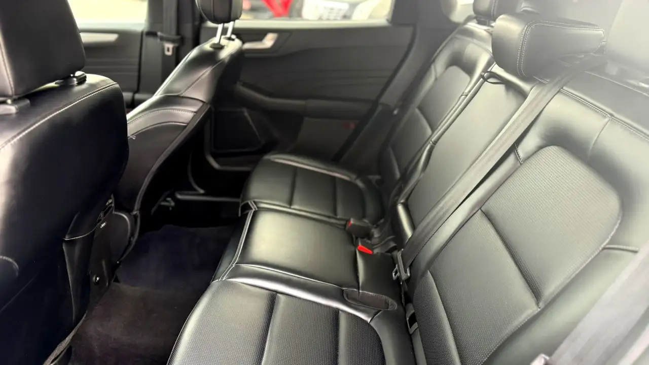 Ford Escape снимка Ford Escape