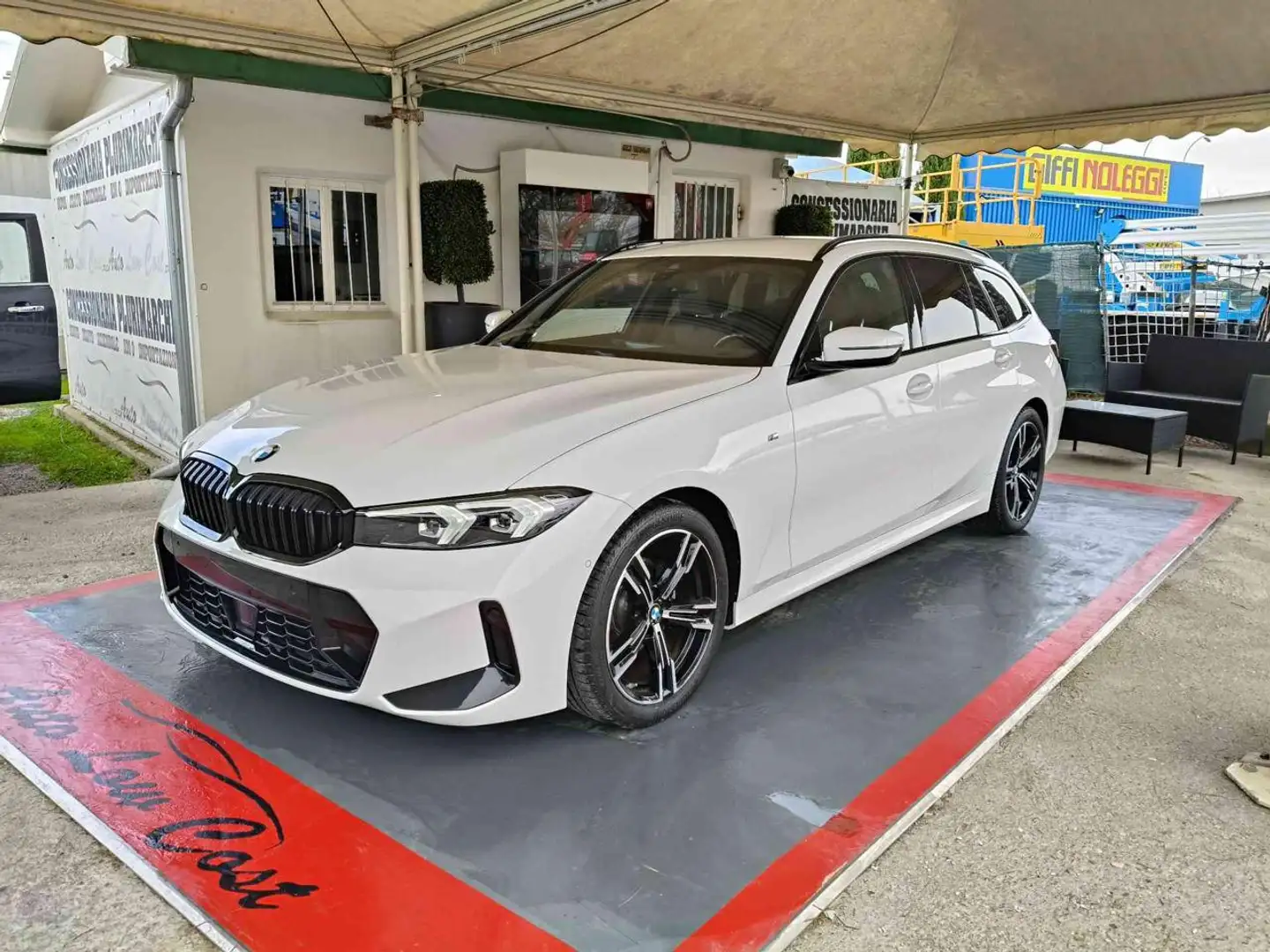 BMW 318 d 48V Touring Msport Bianco - 1