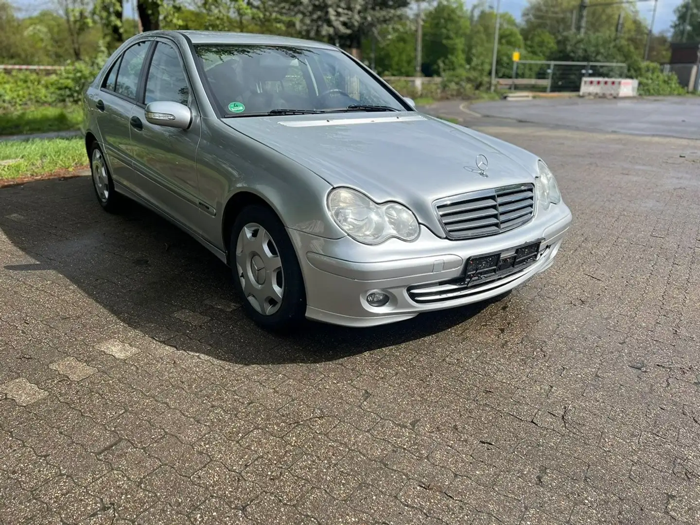 Mercedes-Benz C 180 C 180 Kompressor (203.046) siva - 1