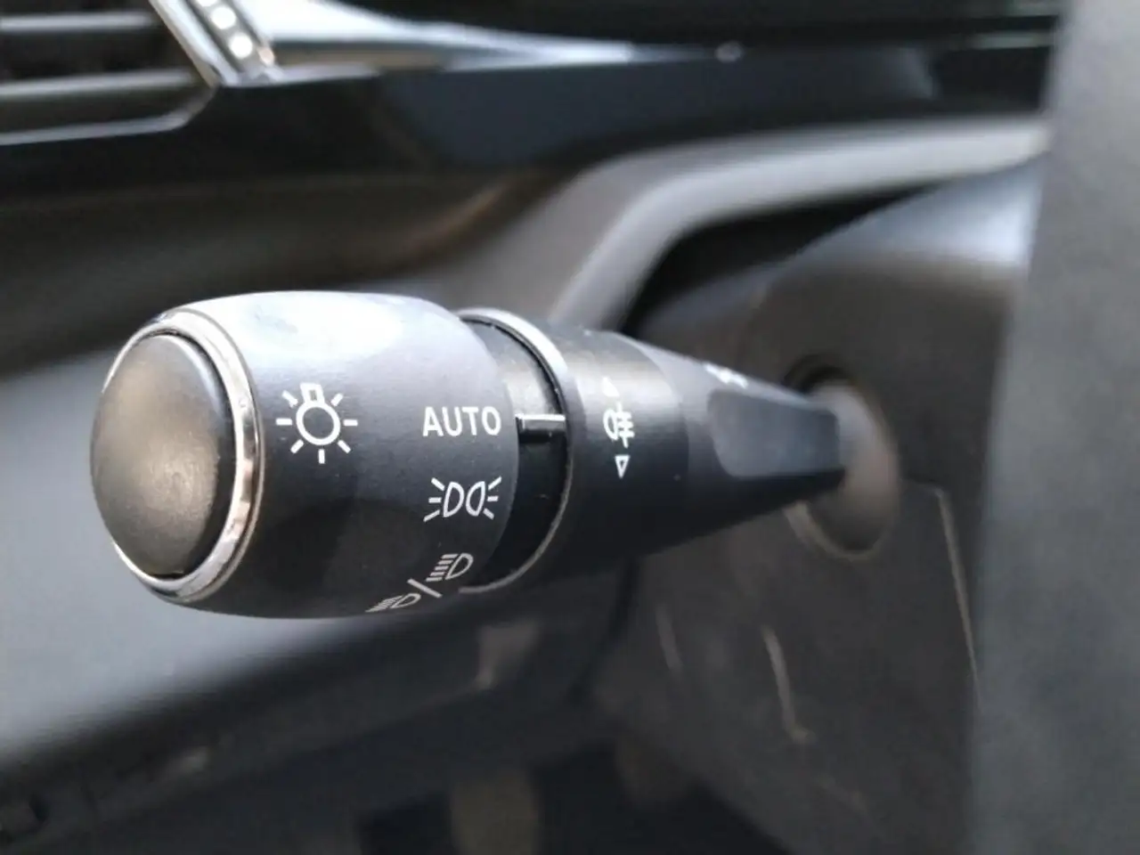 Peugeot 308 308 SW — photo 24