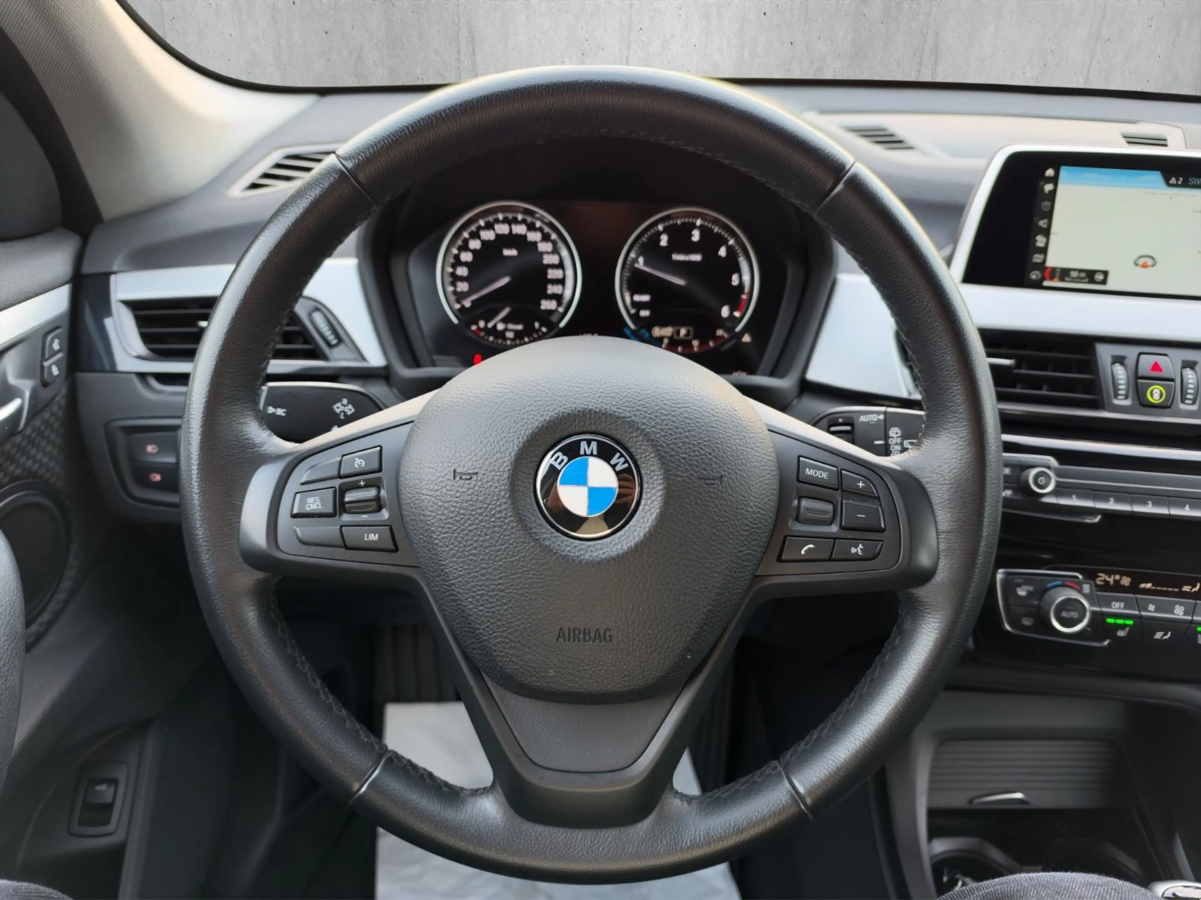 BMW X1 xDrive 20 d Advantage°Automatik°LED^Navi°Eur6 — photo 11