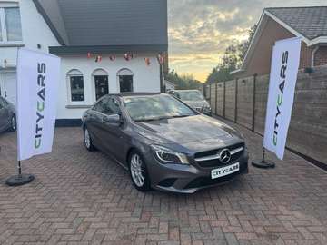 ESSENCE-BOITE AUTOMATIQUE 7G-TR-URBAN/PROGRESSIVE-PACK EXCLUSIVE+CUIR NAPPA-XÉNON-1 PROP+CARNET MERCEDES-1 AN GARANTIE!!