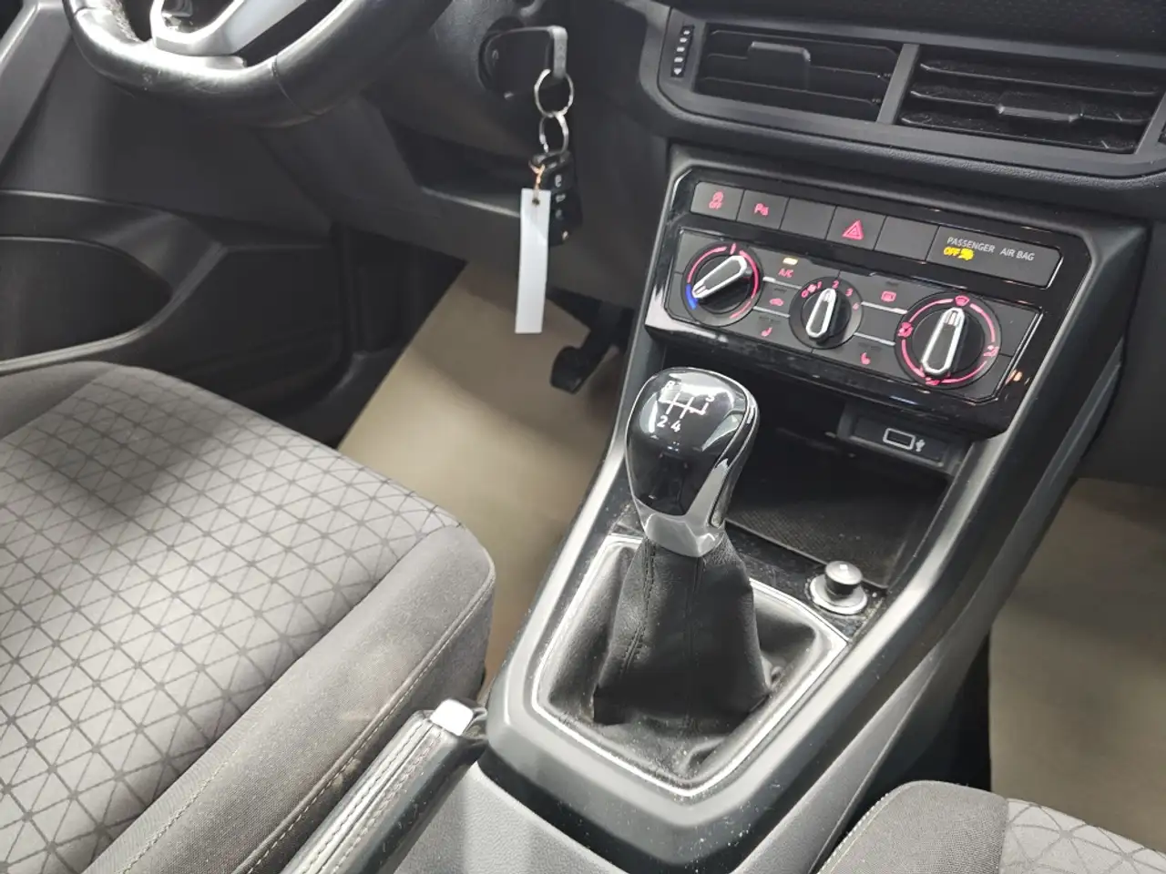 Volkswagen T-Cross Life ACC,Sitzheizung,Allwetterreifen,PDC, миниатюра 8