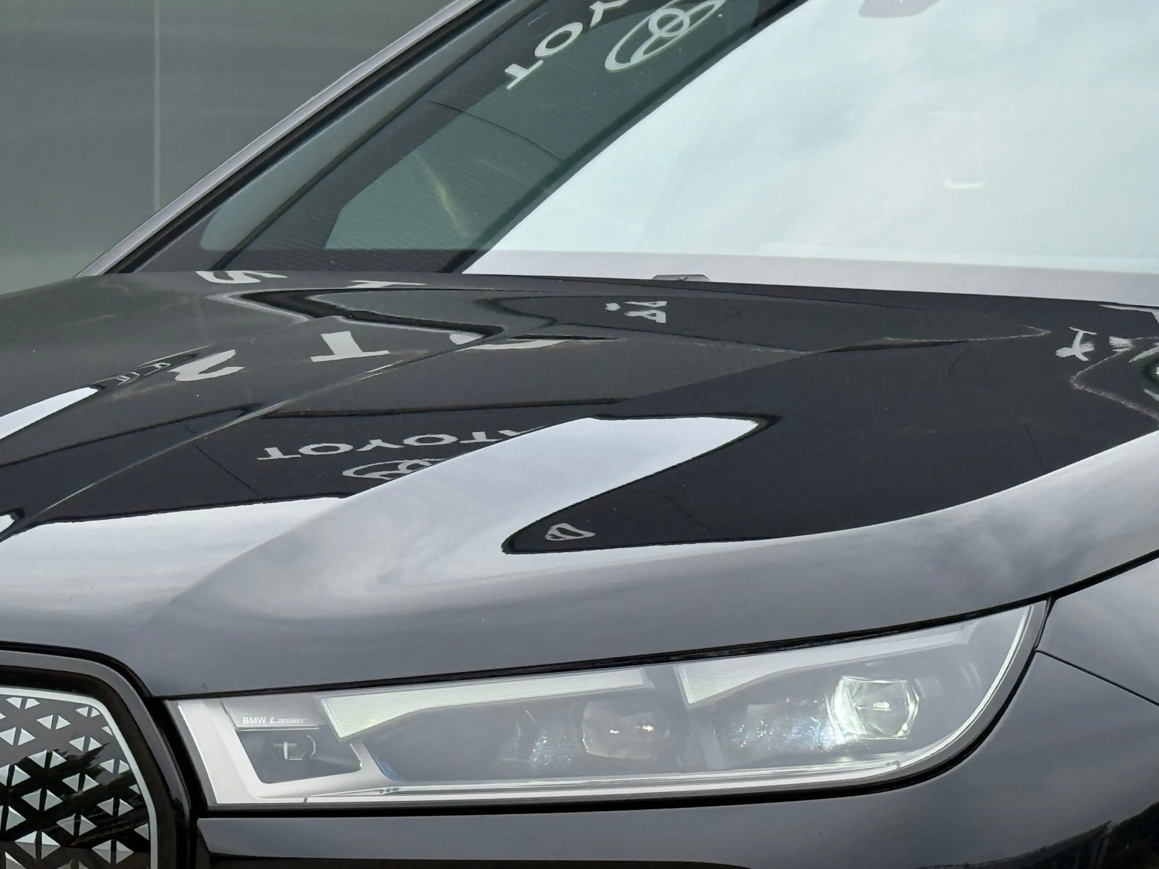 BMW iX XDrive40 High Executive 77 kWh 96% soh PANO|B&W|Tr — photo 15