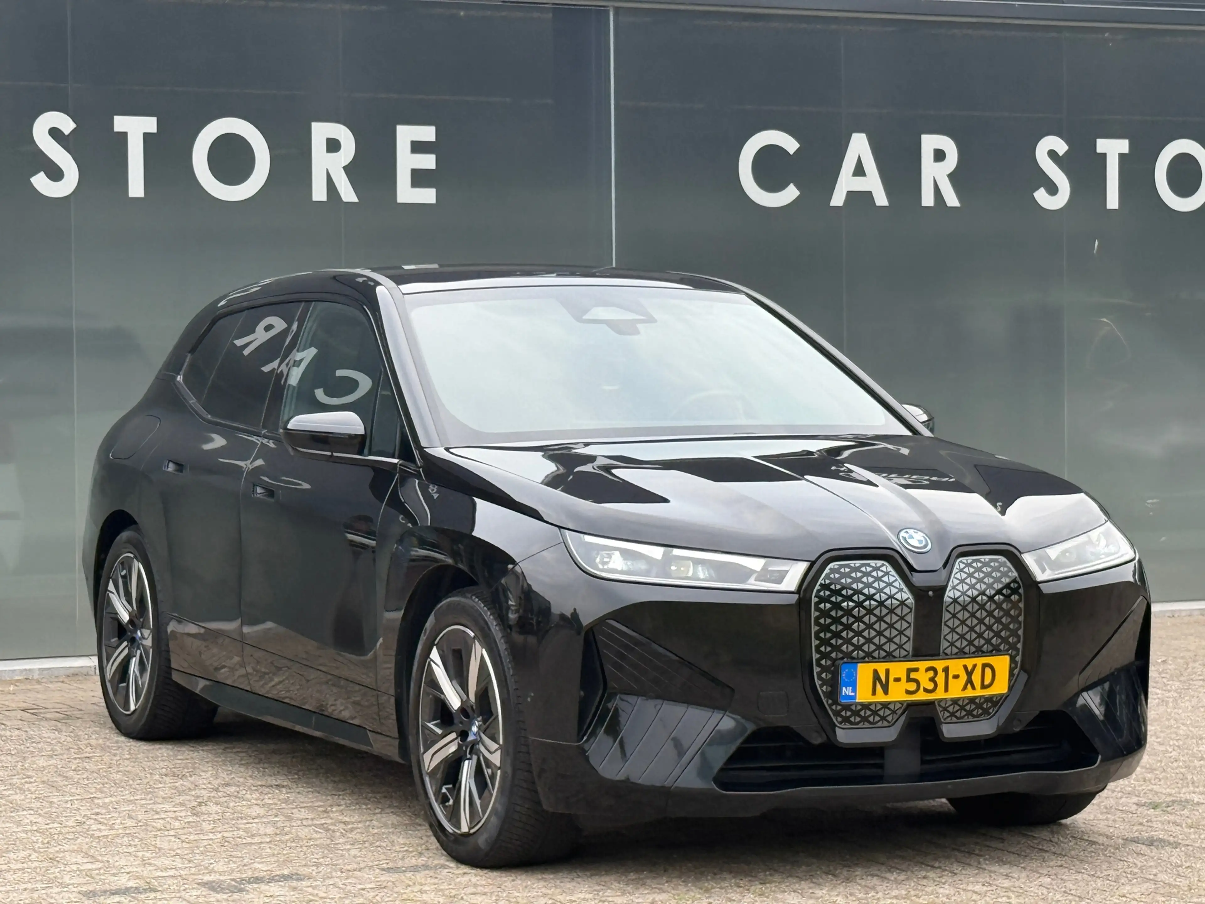 BMW iX XDrive40 High Executive 77 kWh 96% soh PANO|B&W|Tr — photo 4