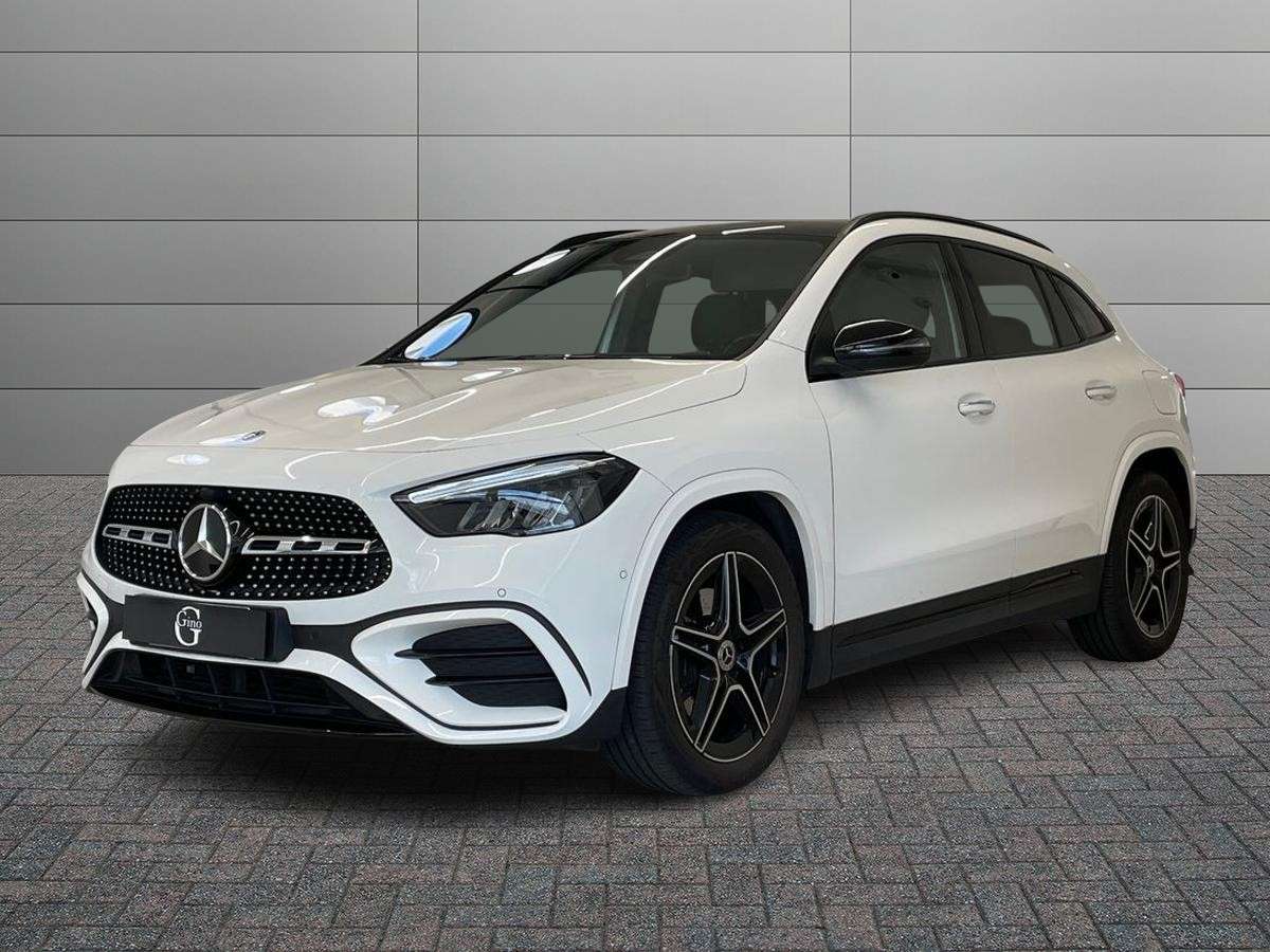 Mercedes-Benz GLA 200
