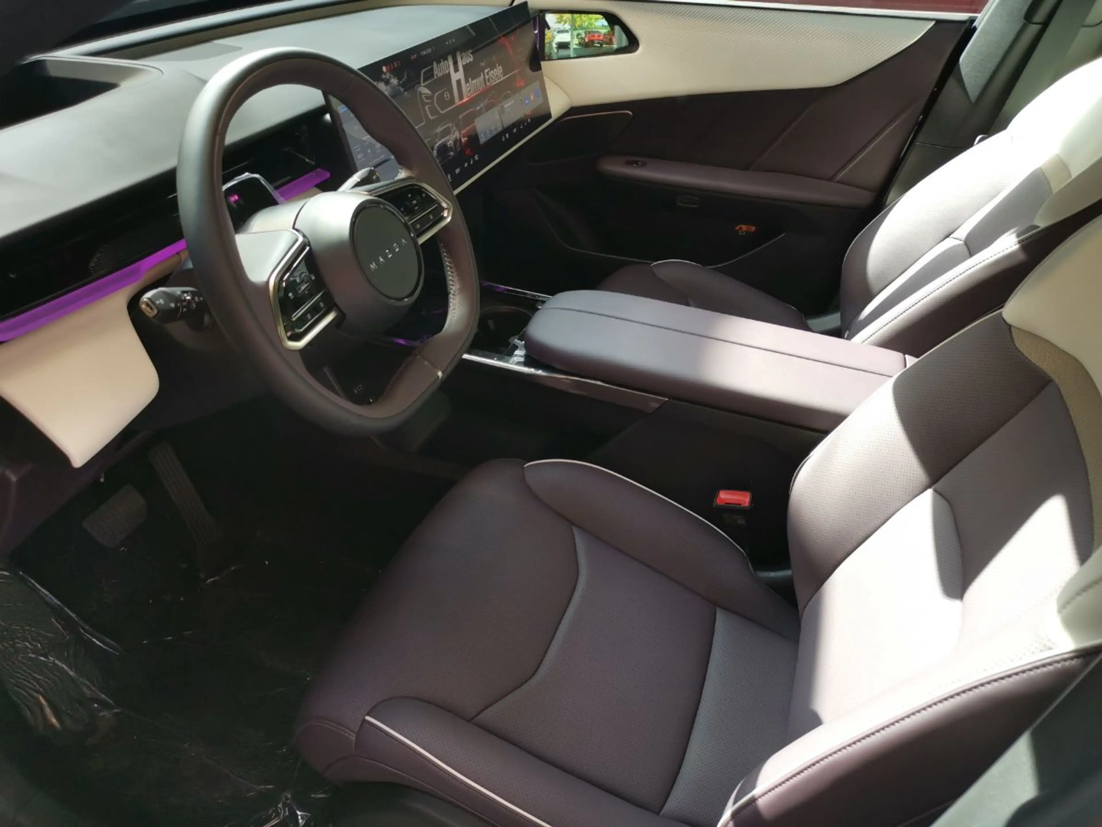 Mazda CX-6e EV 258ps — photo 9