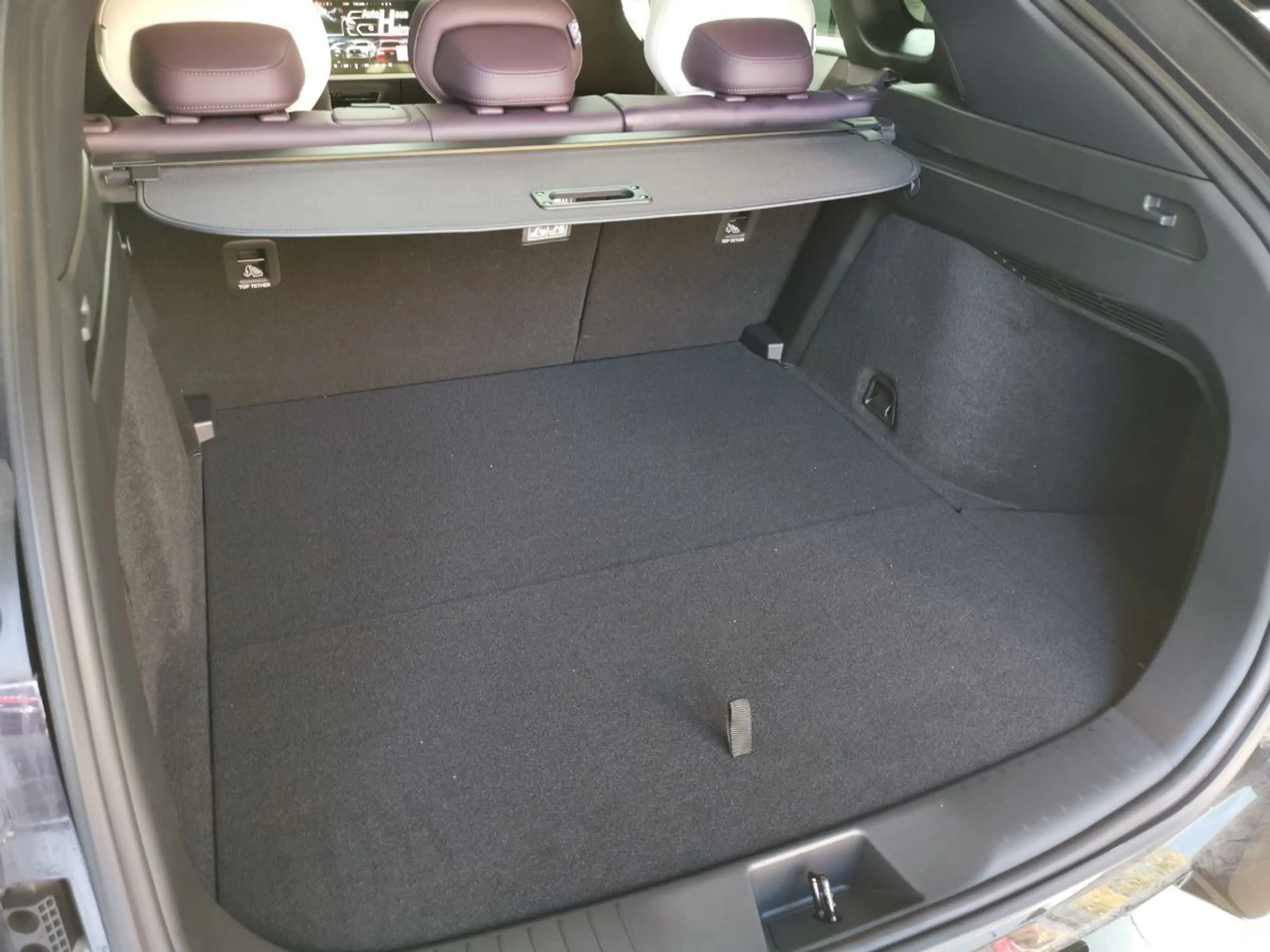 Mazda CX-6e EV 258ps — photo 11