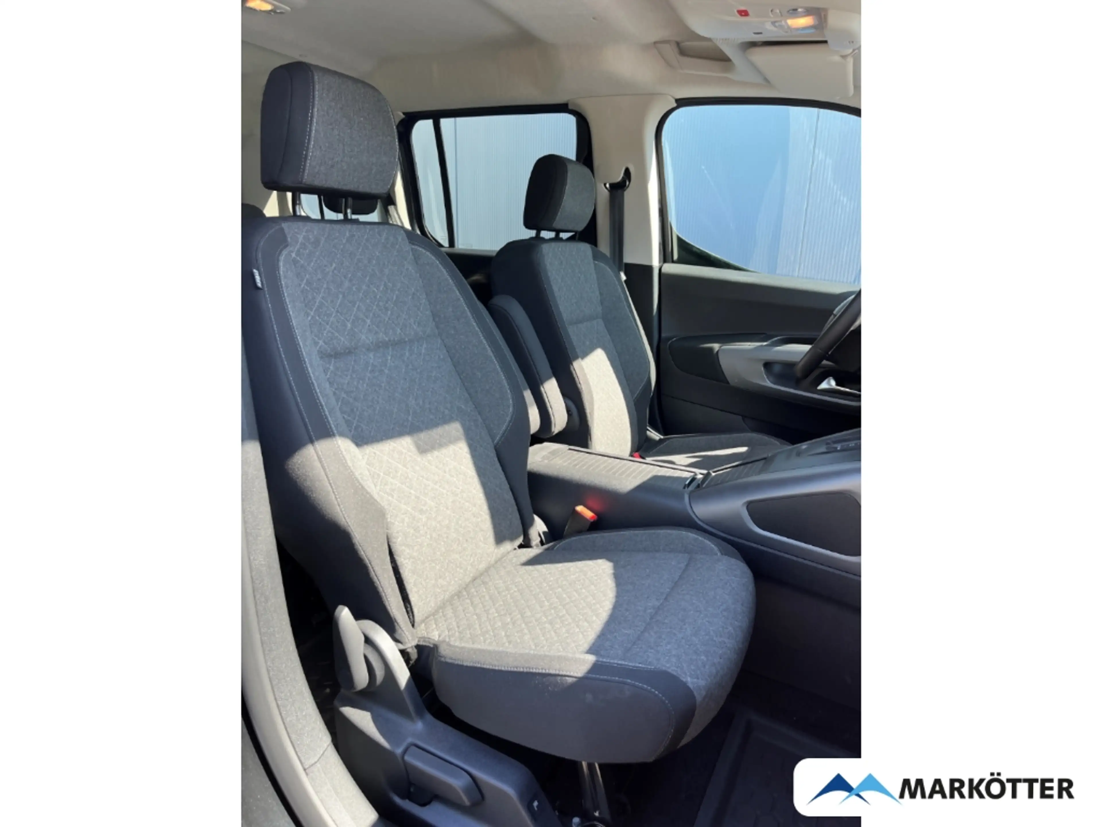 Opel Combo Life 1.5D Ultimate  ACC/SHZ/Totwinkel — photo 9