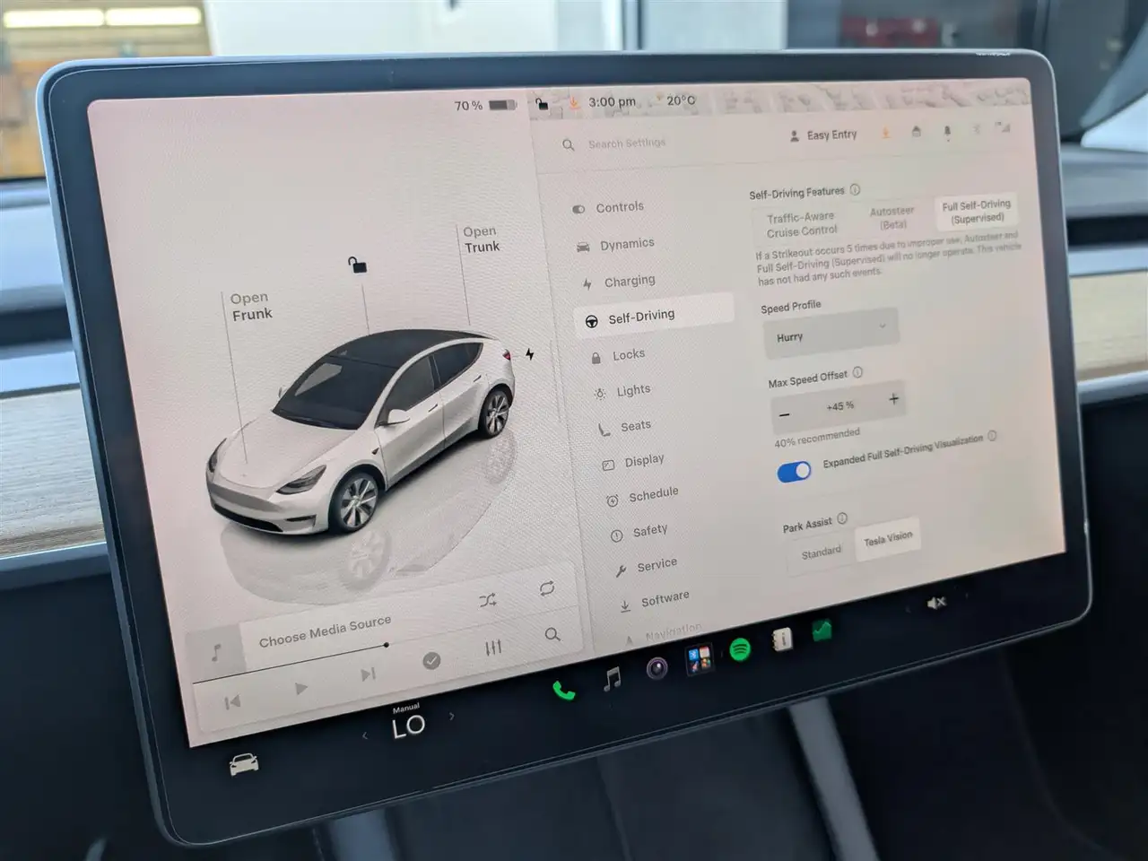 Tesla Model Y fotografie Tesla Model Y