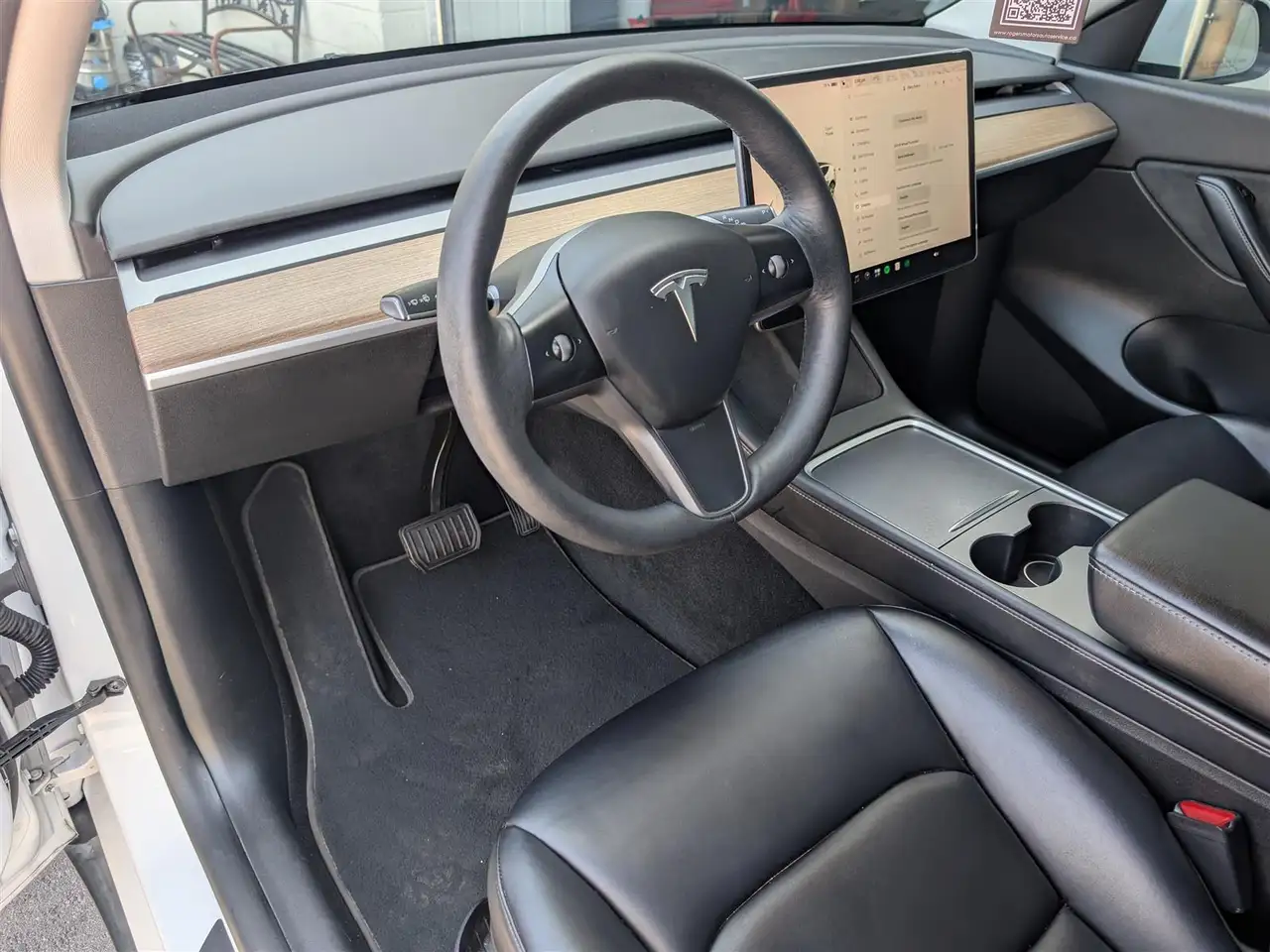 Tesla Model Y fotografie Tesla Model Y