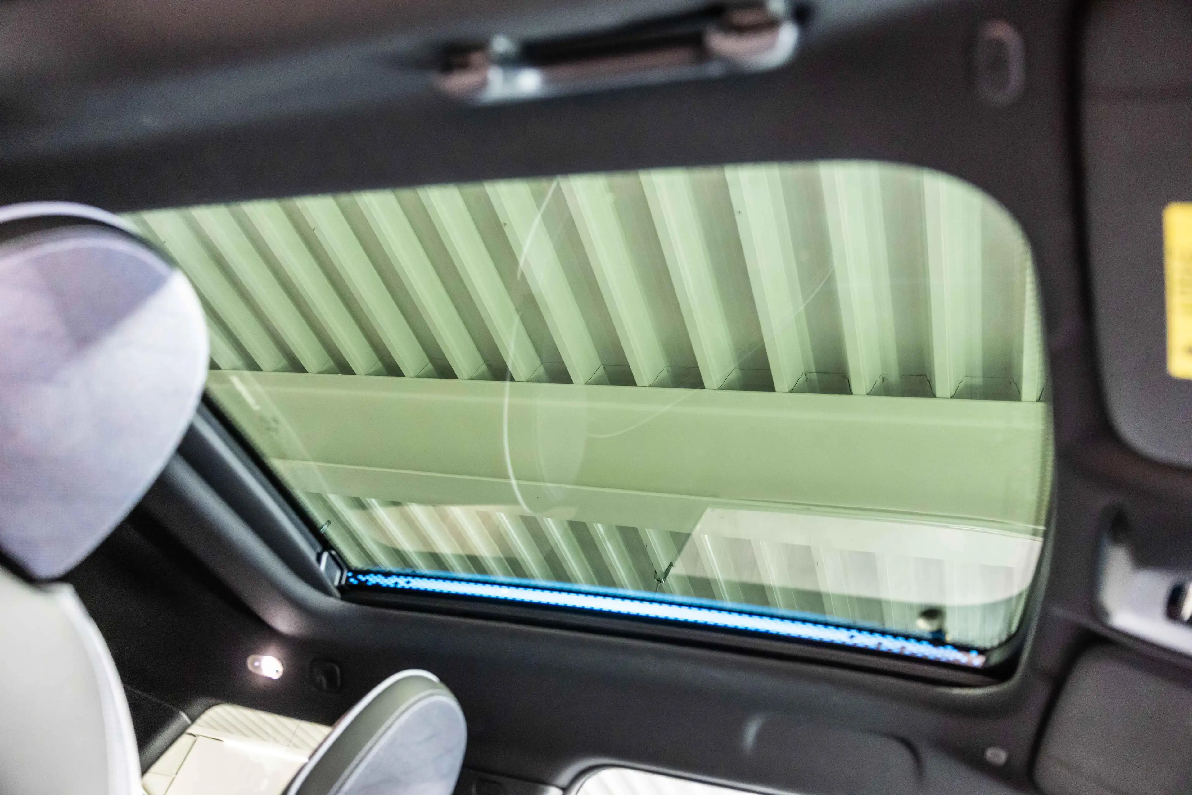 MINI Cooper SE Classic Trim - Pack M| PANO — photo 14