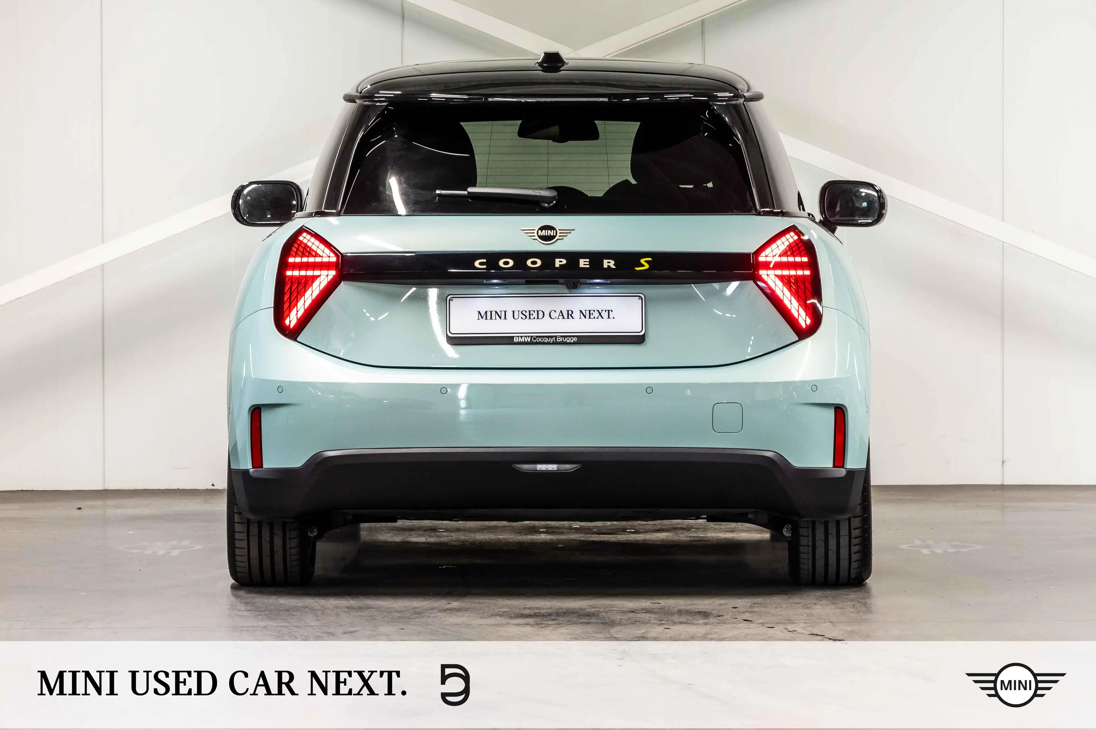 MINI Cooper SE Classic Trim - Pack M| PANO — photo 4