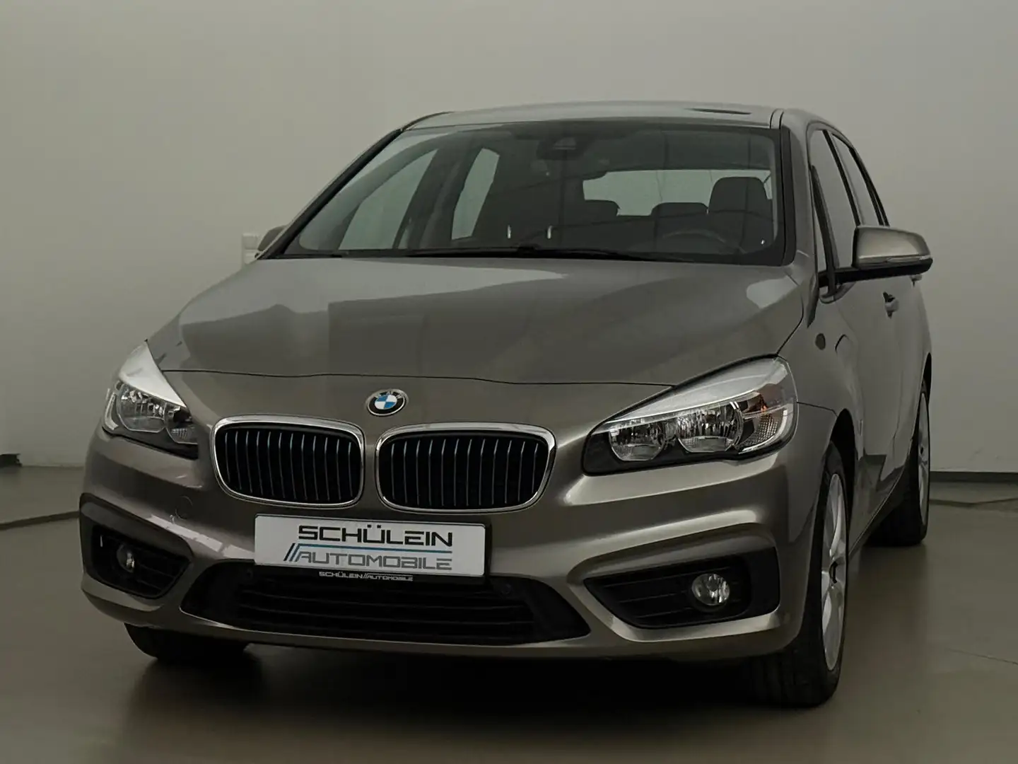 BMW Sonstige 225xe Active Tourer Advantage*Navi*SHZ*PDC*1.Hd* Silber - 1