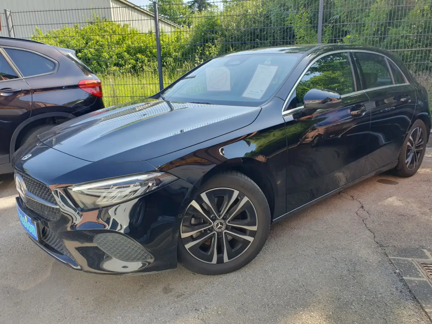 Mercedes-Benz A 200 DCT 163CV HYBRIDE/ESSENCE Noir - 1