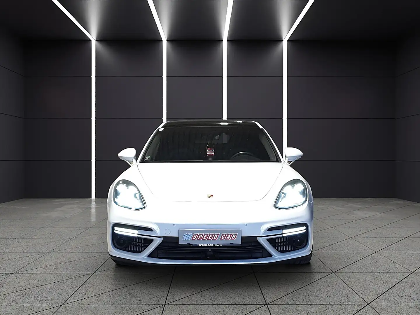 Porsche Panamera Weiß - 2