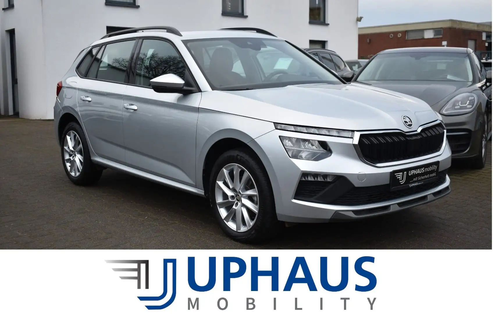 Skoda Kamiq Selection 1.5TSI 150PS LED/ACC/AHK Silber - 1