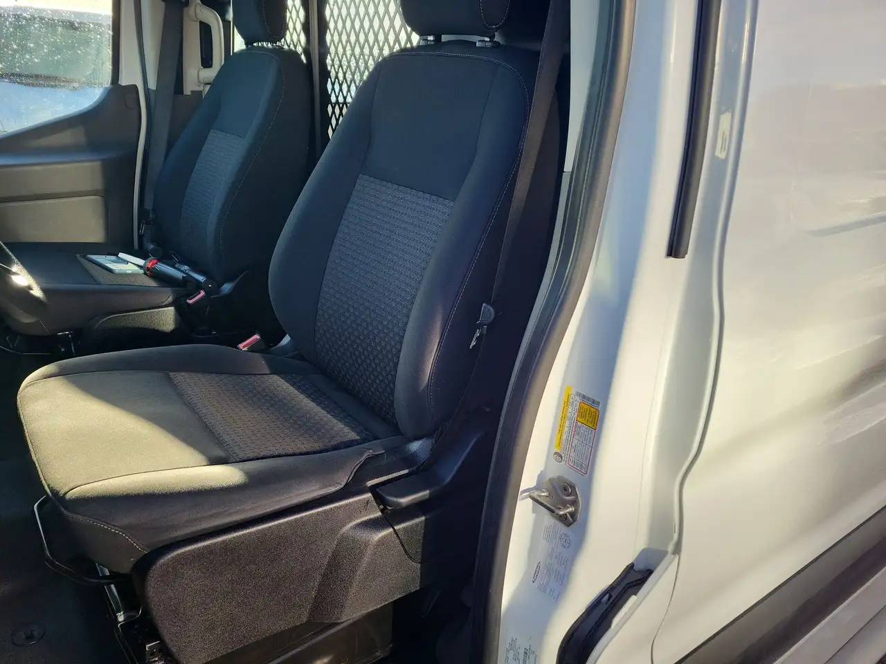 Ford Transit Cargo Van снимка Ford Transit Cargo Van