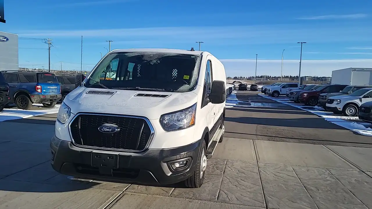 Ford Transit Cargo Van снимка Ford Transit Cargo Van